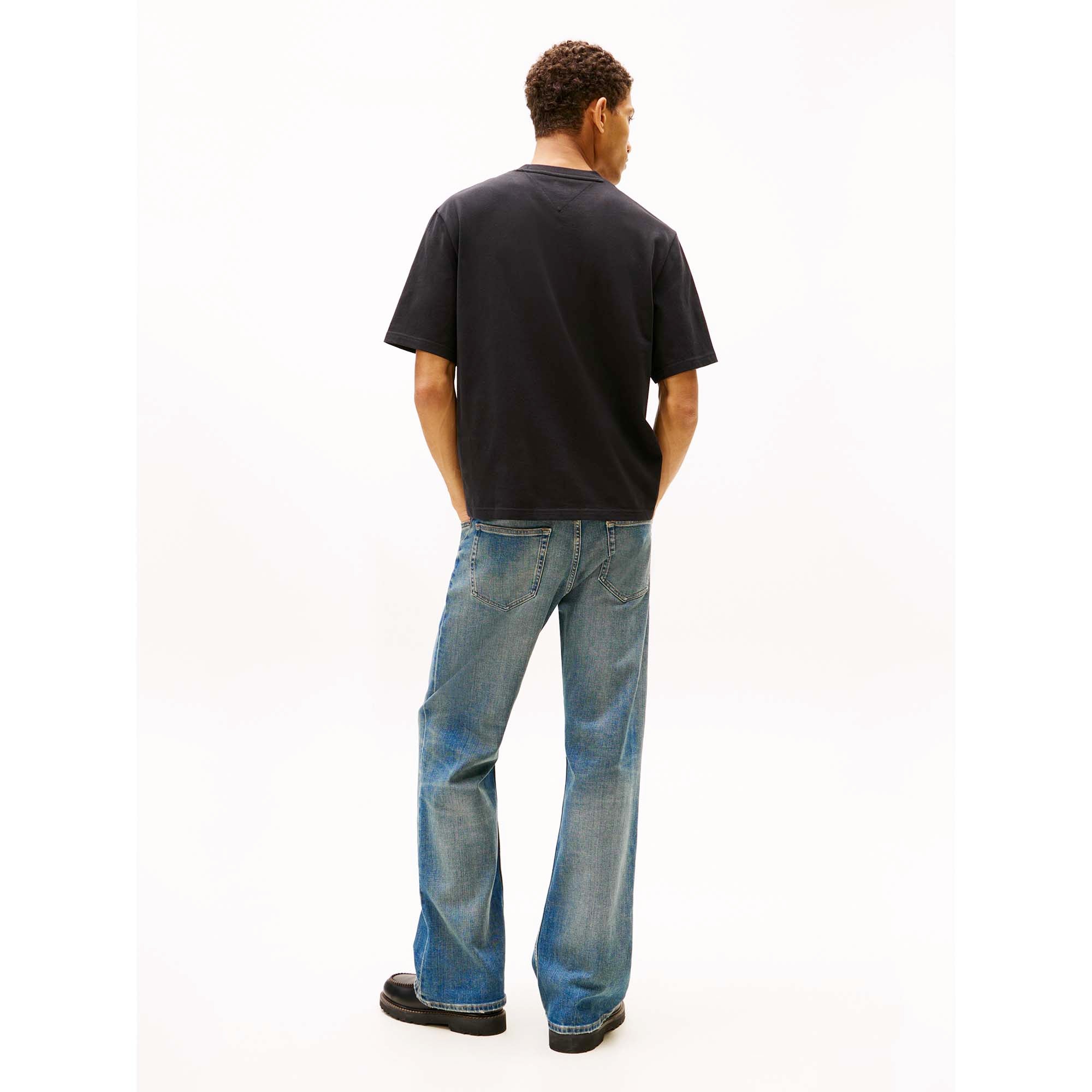 TJM_90S_DISTRESSED_F_DM0DM22463_BDS_Image_3
