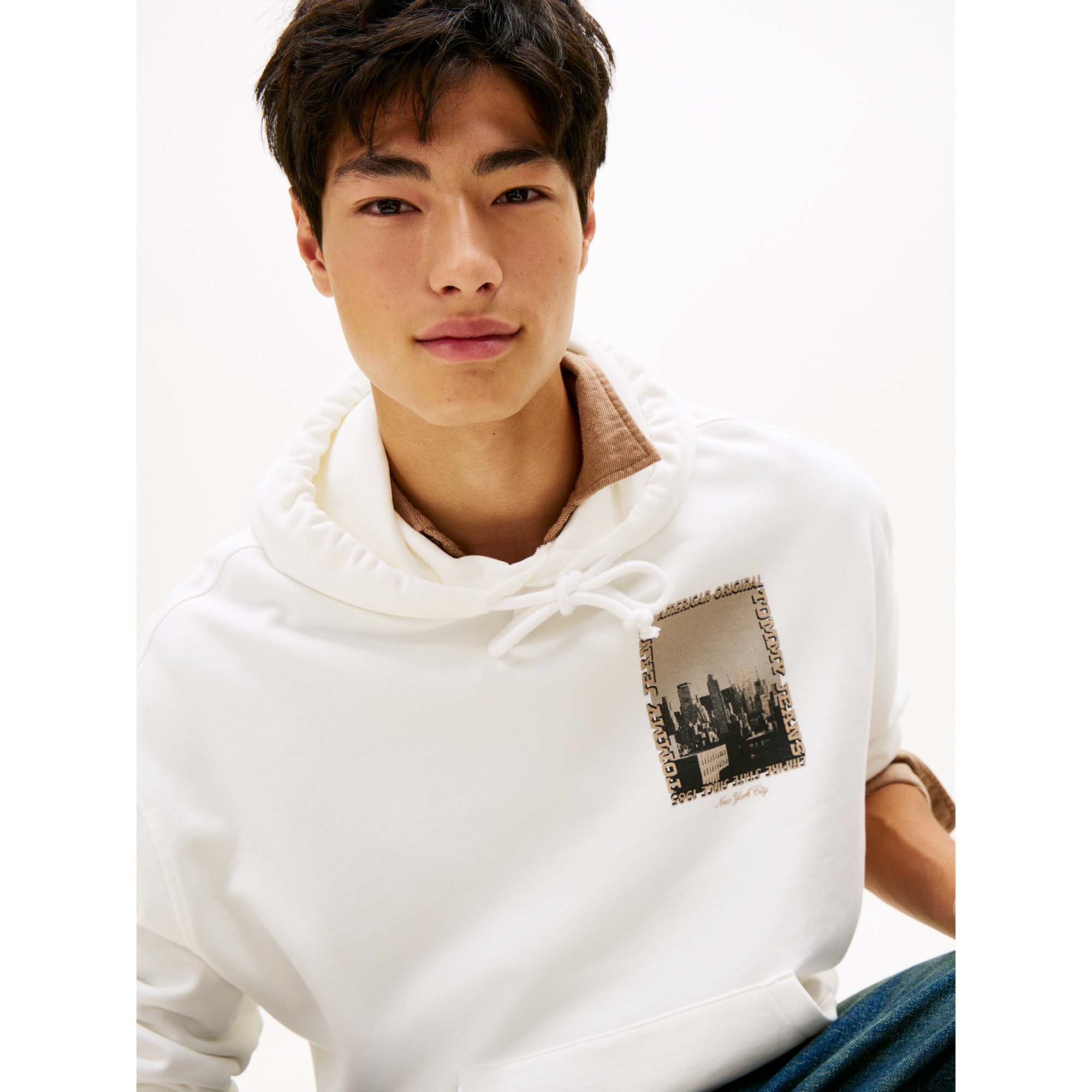 TJM_90S_WSHD_PHOTO_C_DM0DM22090_YBL_Image_4