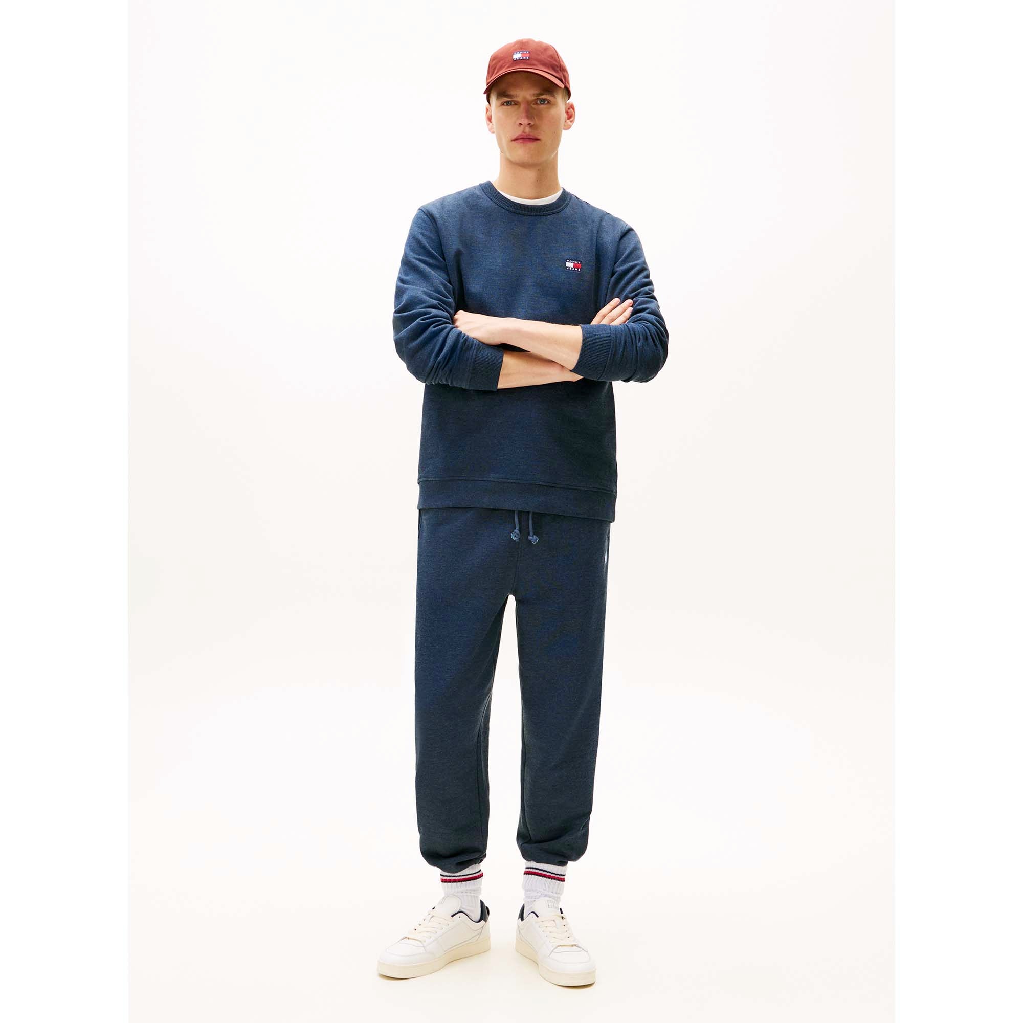 TJM_REG_BADGE_CREW_E_DM0DM22665_C1G_Image_5