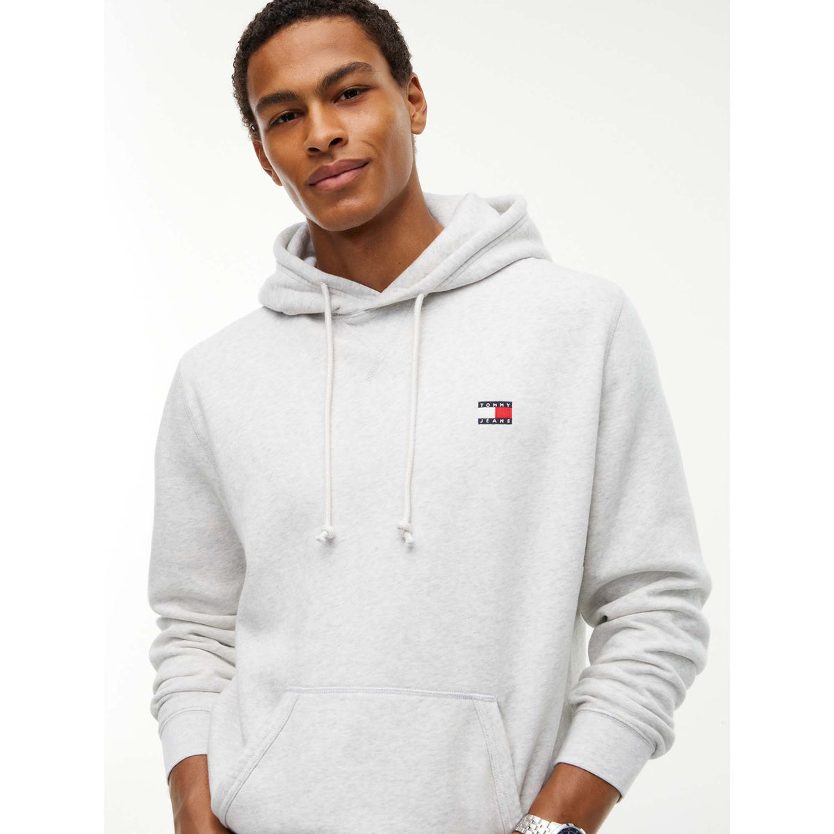 TJM_REG_BADGE_HOODIE_DM0DM23606_P08_Image_4
