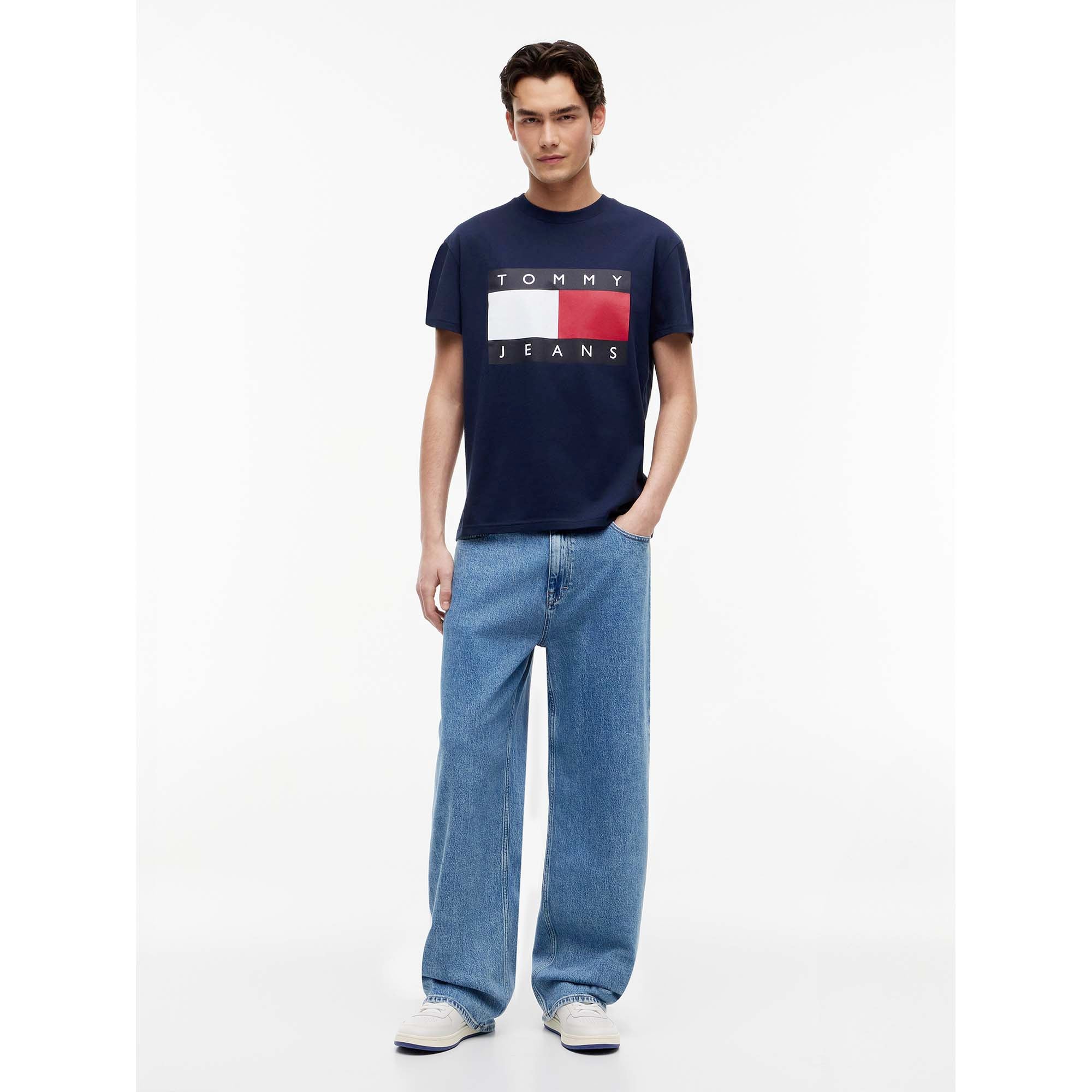 TJM_REG_BIG_FLAG_SS_DM0DM22645_C1G_Image_5
