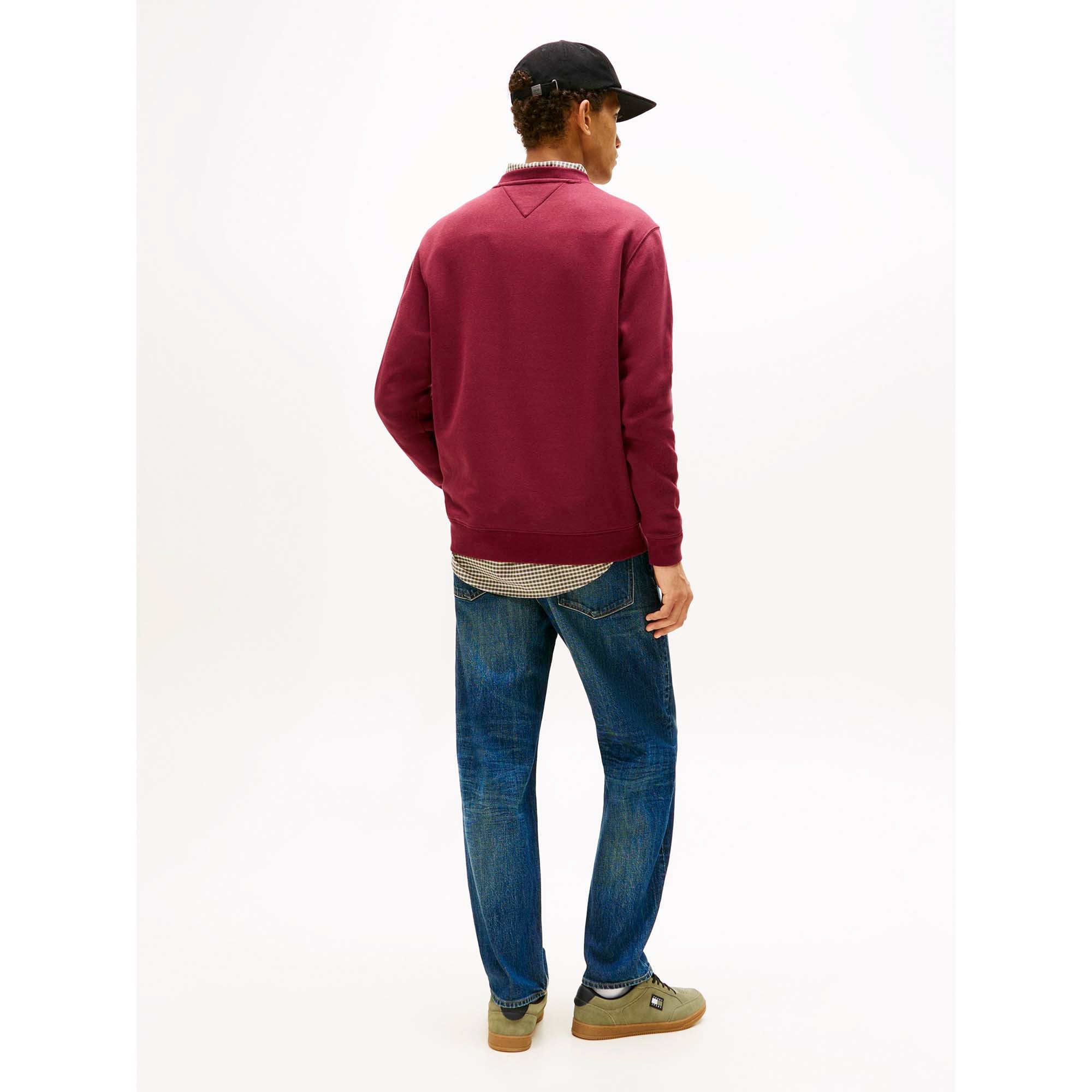 TJM_REG_S_FLAG_CREW_DM0DM20741_XIU_Image_3
