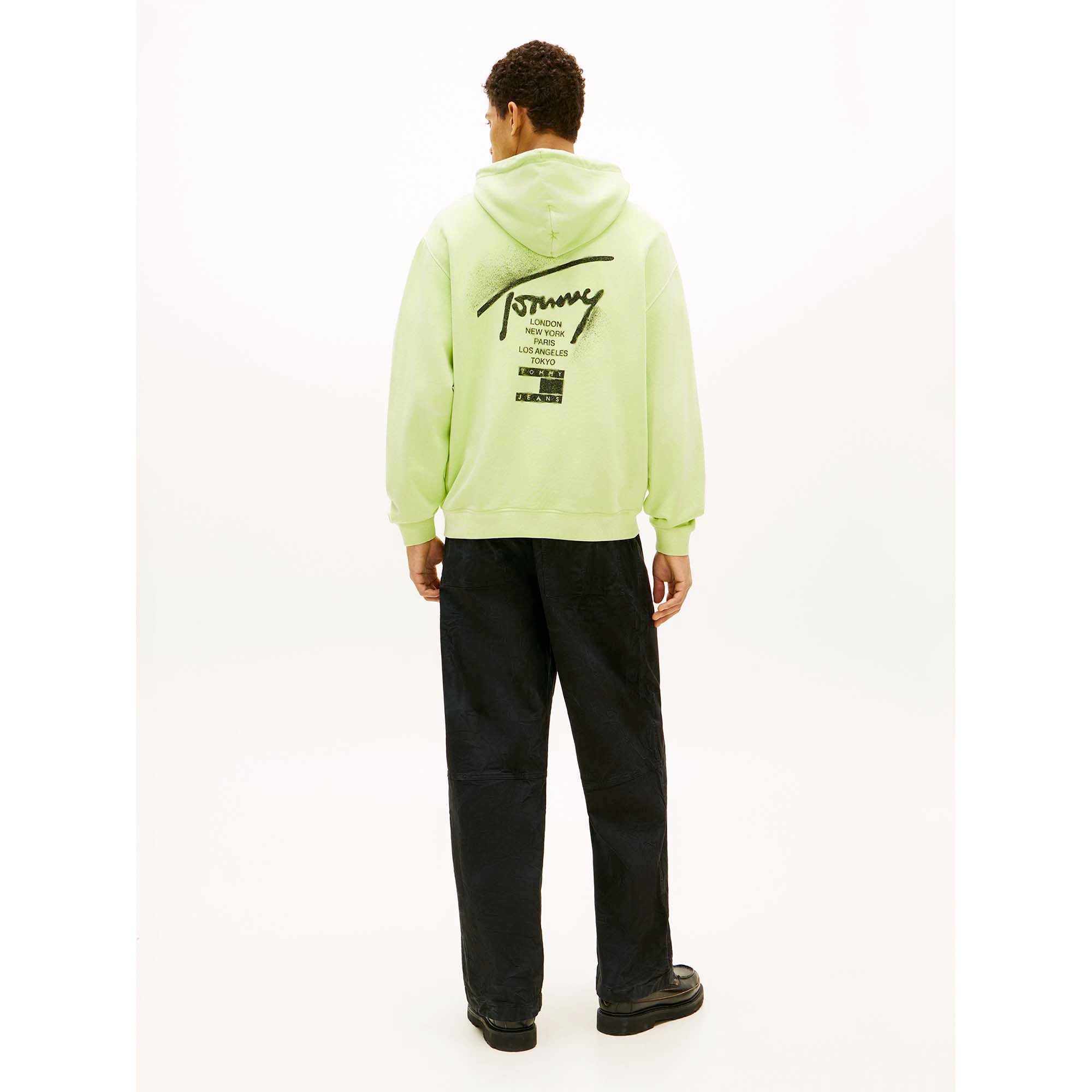 TJM_RLX_NEON_WSHD_SI_DM0DM22840_LT3_Image_3