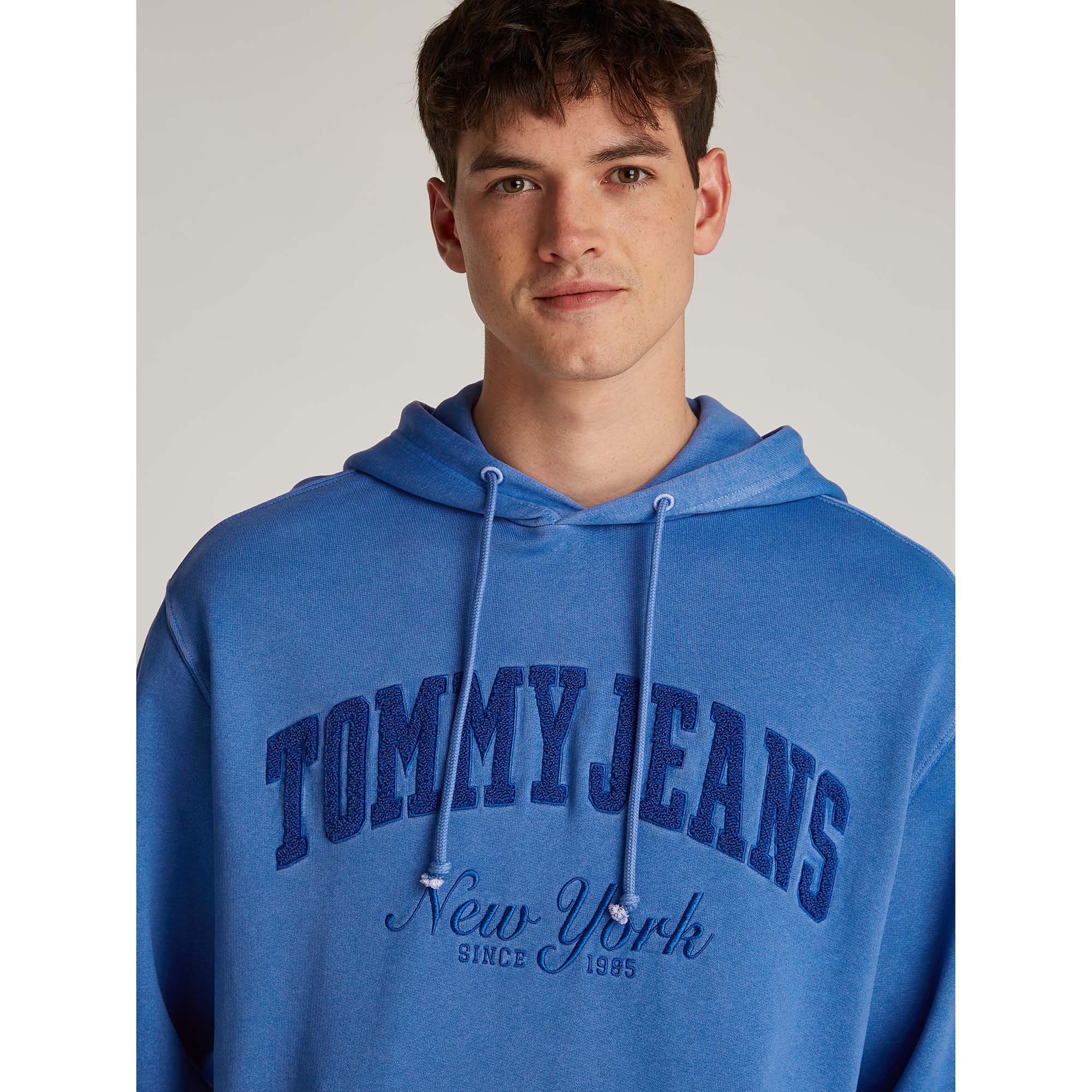 TJM_RLX_VINTAGE_VARS_DM0DM20263_C6E_Image_5