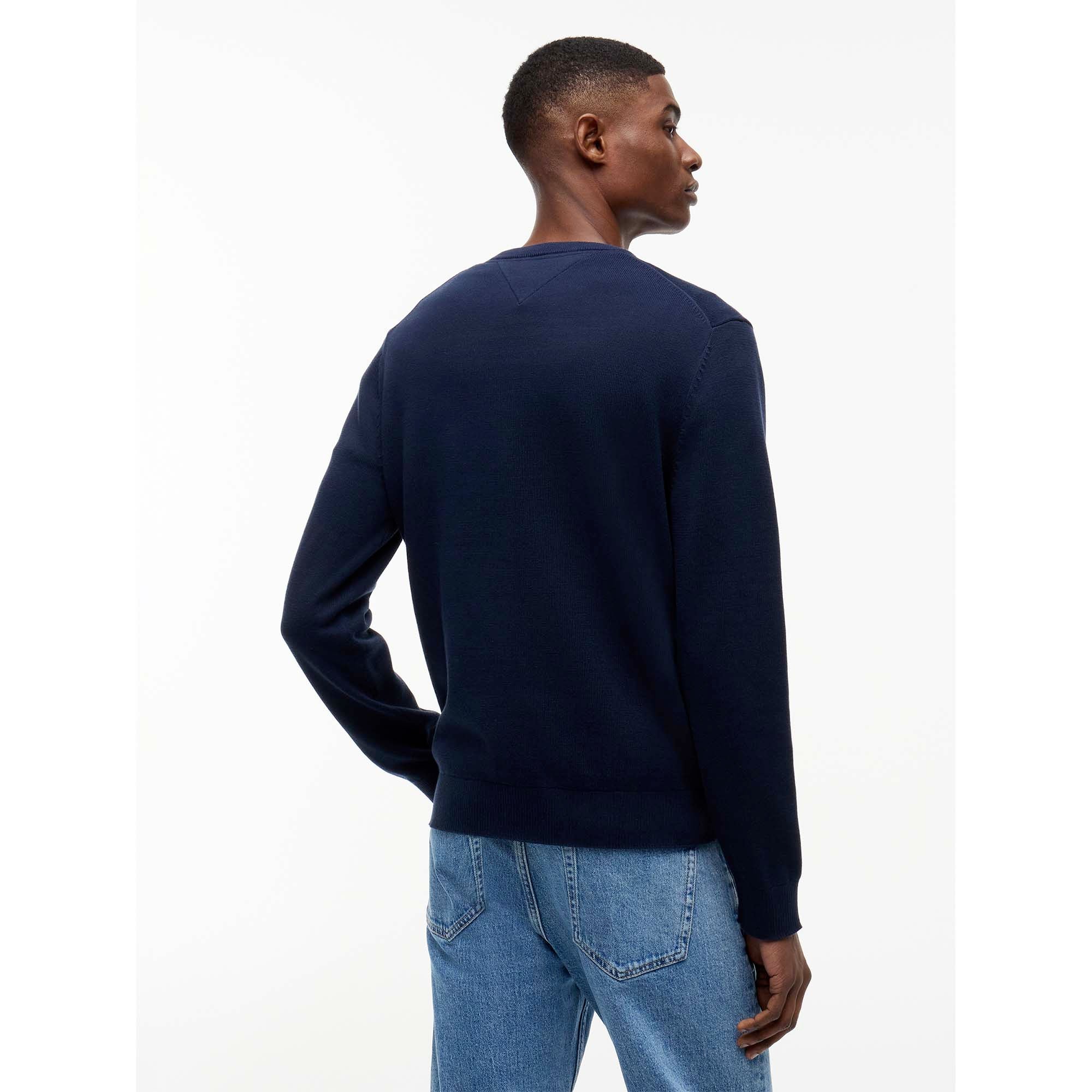 TJM_SLIM_ESS_LIGHT_S_DM0DM22853_C1G_Image_3