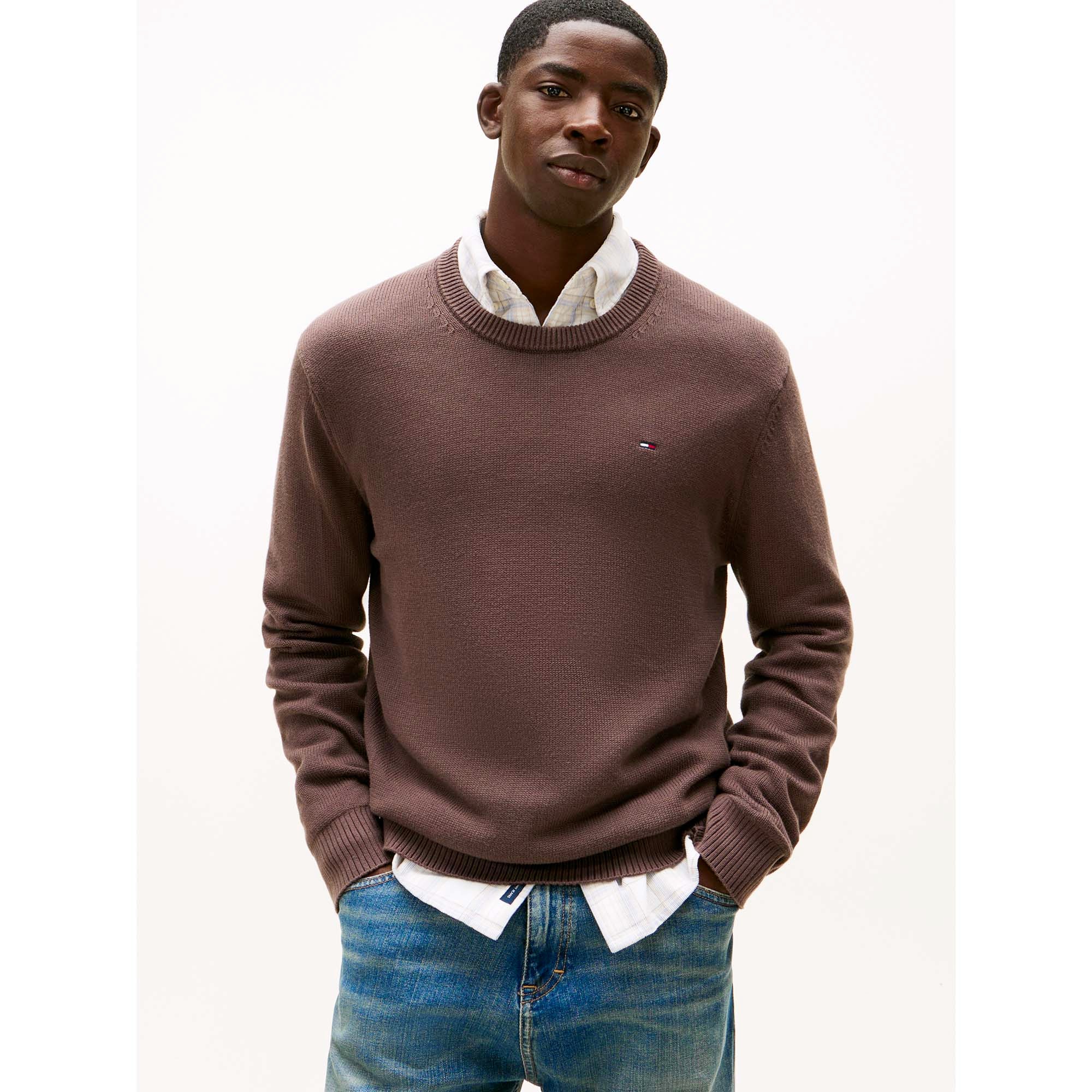 TJM_SLIM_ESS_SWEATER_DM0DM21787_GW1_Image_2