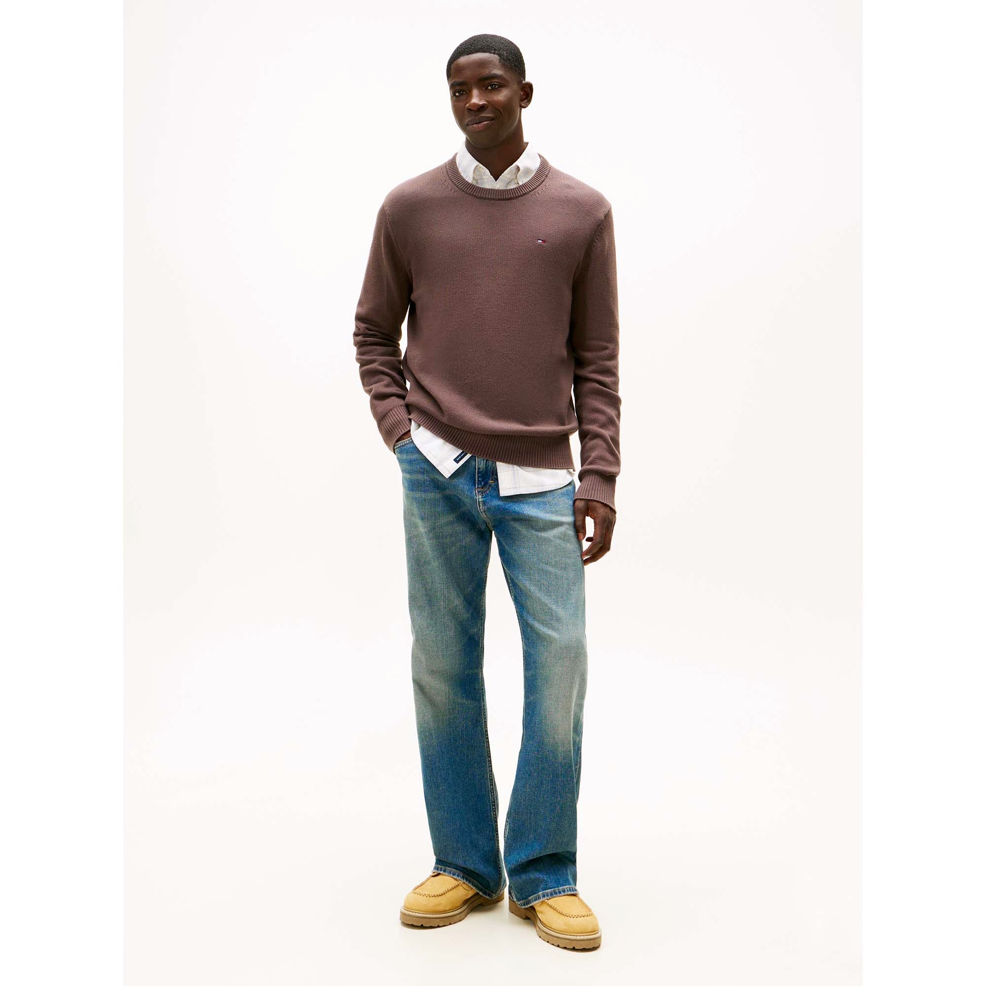 TJM_SLIM_ESS_SWEATER_DM0DM21787_GW1_Image_5