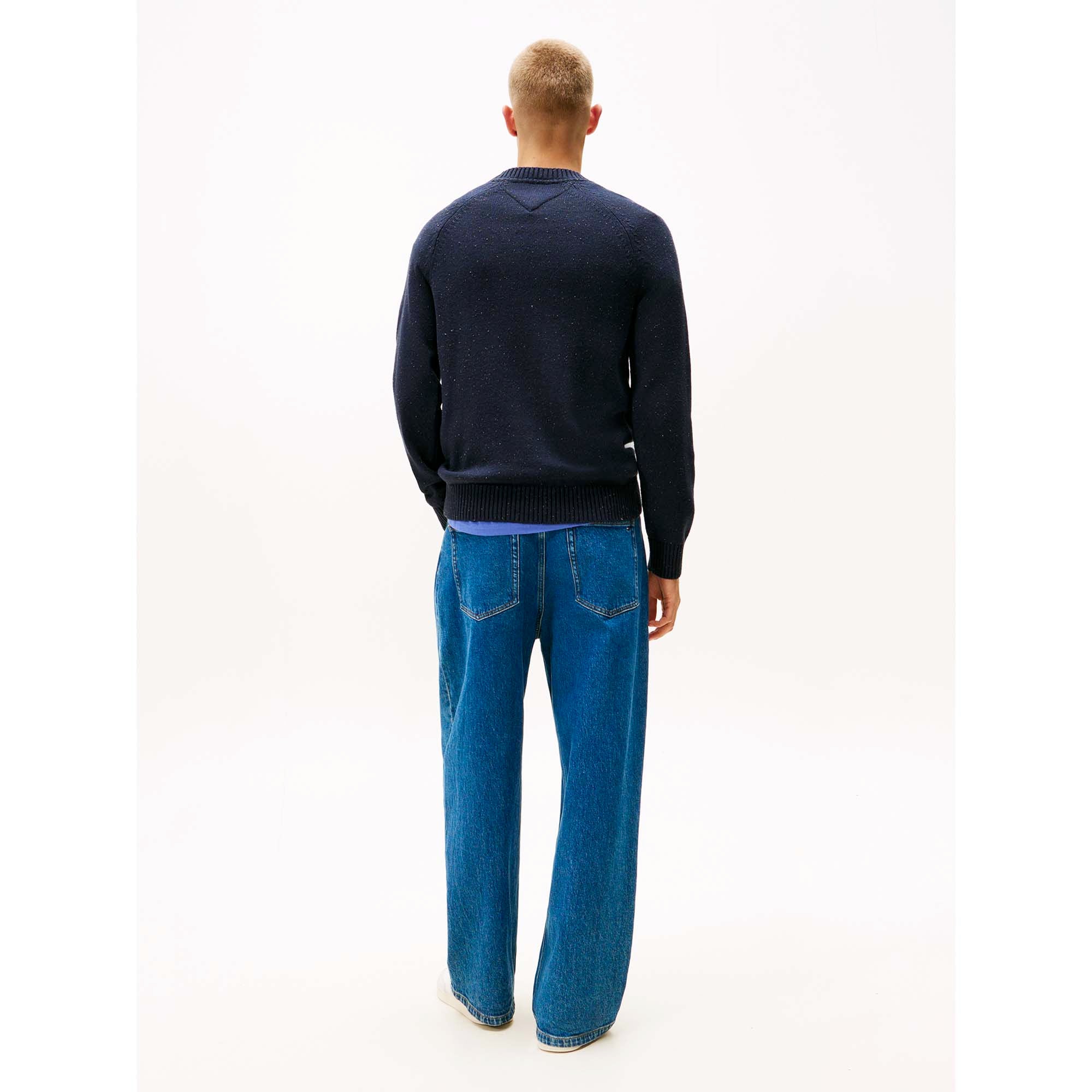 TJM_SLIM_LINEAR_RAGL_DM0DM22097_C1G_Image_3