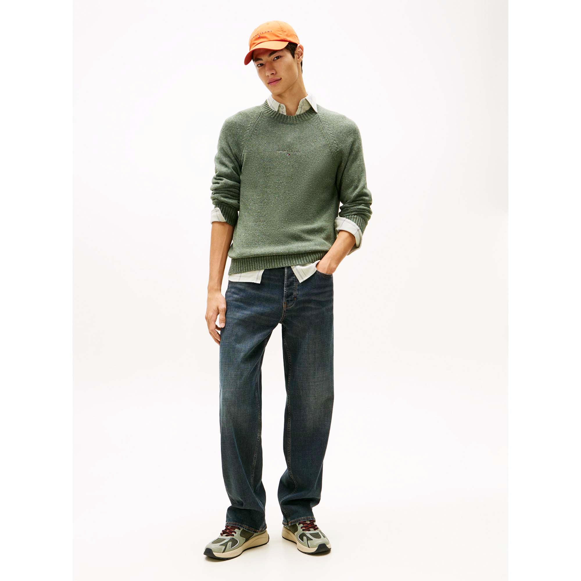 TJM_SLIM_LINEAR_RAGL_DM0DM22097_MRH_Image_4