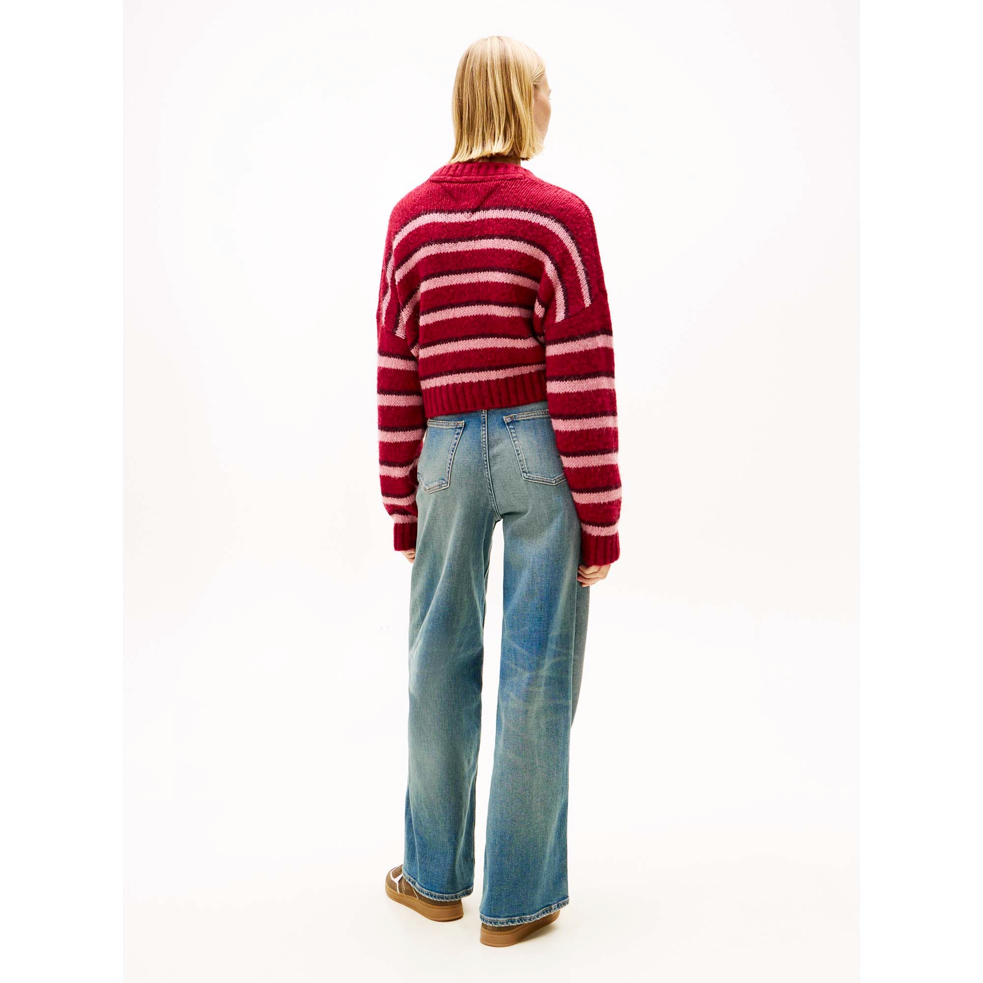 TJW_BADGE_STRIPE_FLU_DW0DW21678_XJP_Image_3