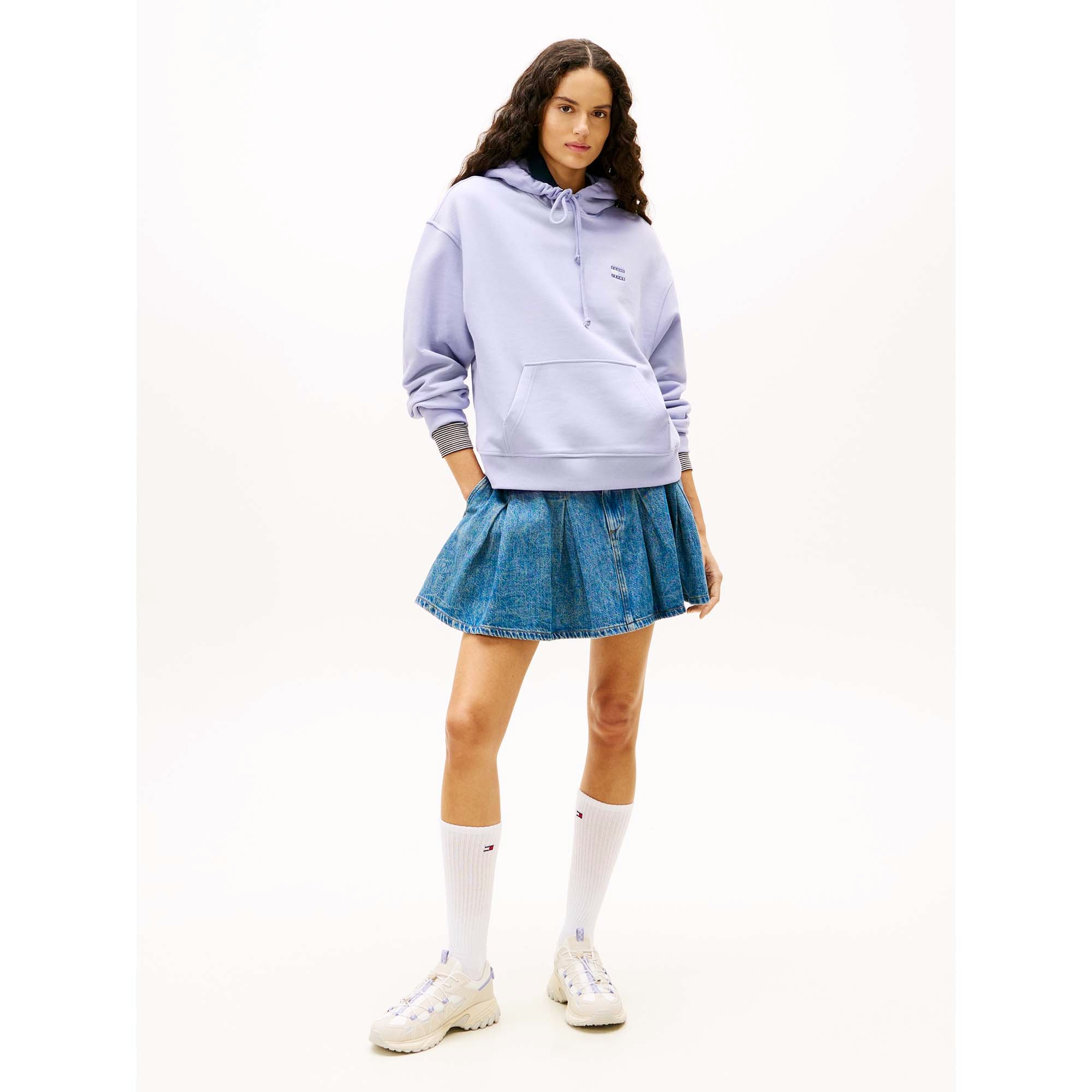 TJW_BXY_BADGE_HOODIE_DW0DW19414_C5U_Image_5