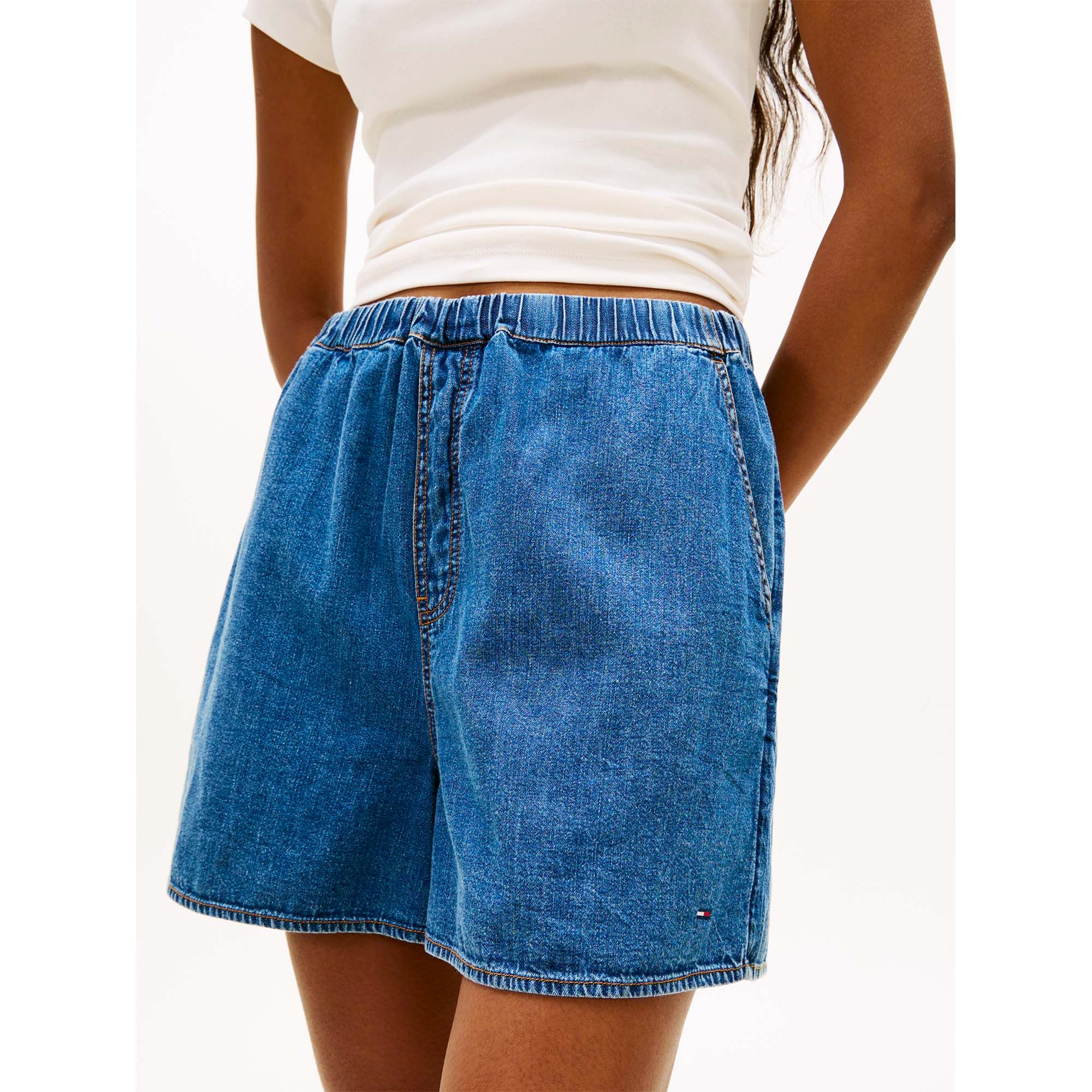 TJW_ESS_CHAMBRAY_SH_DW0DW22270_1A5_Image_4