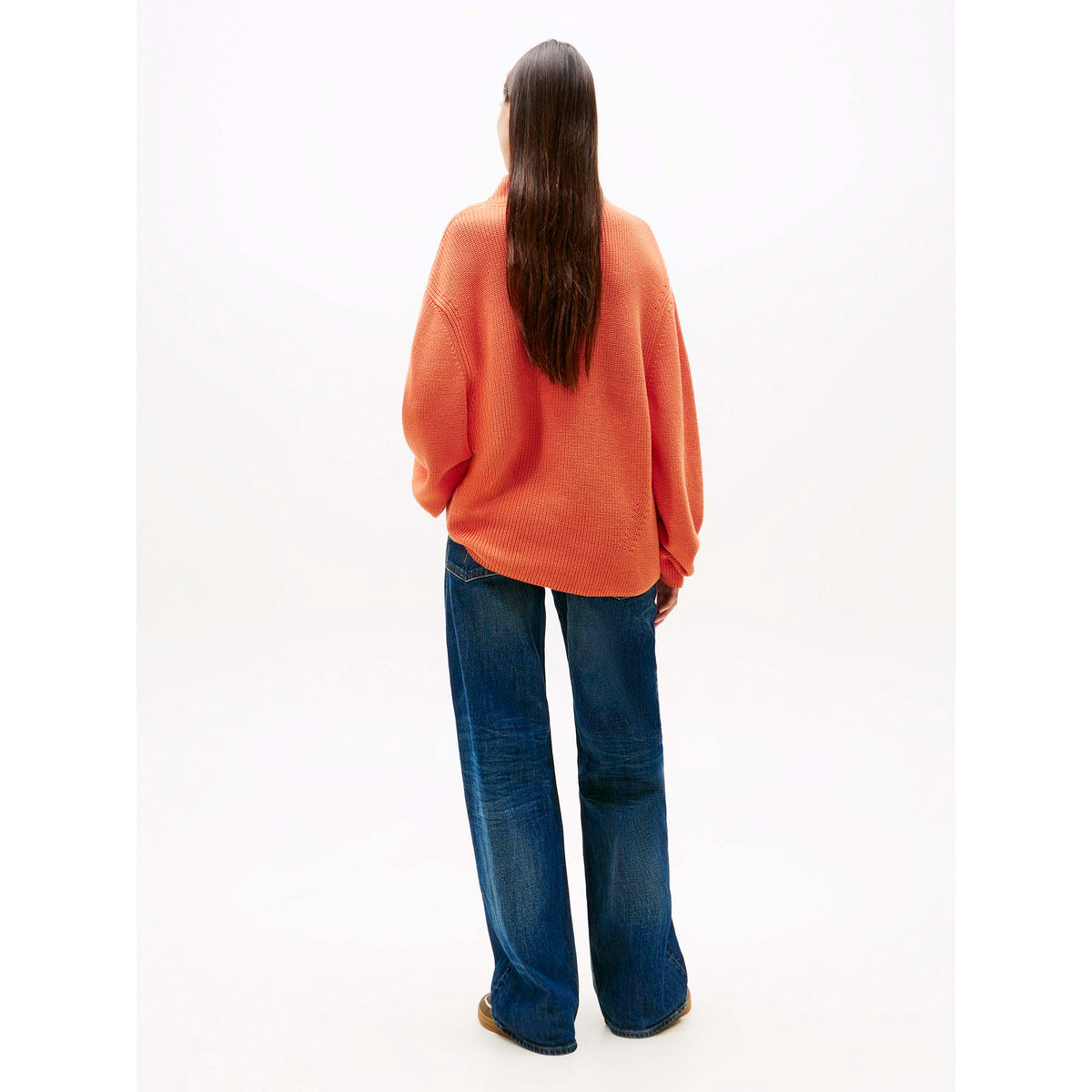 TJW_MOCKNECK_BADGE_S_DW0DW21676_SCU_Image_3