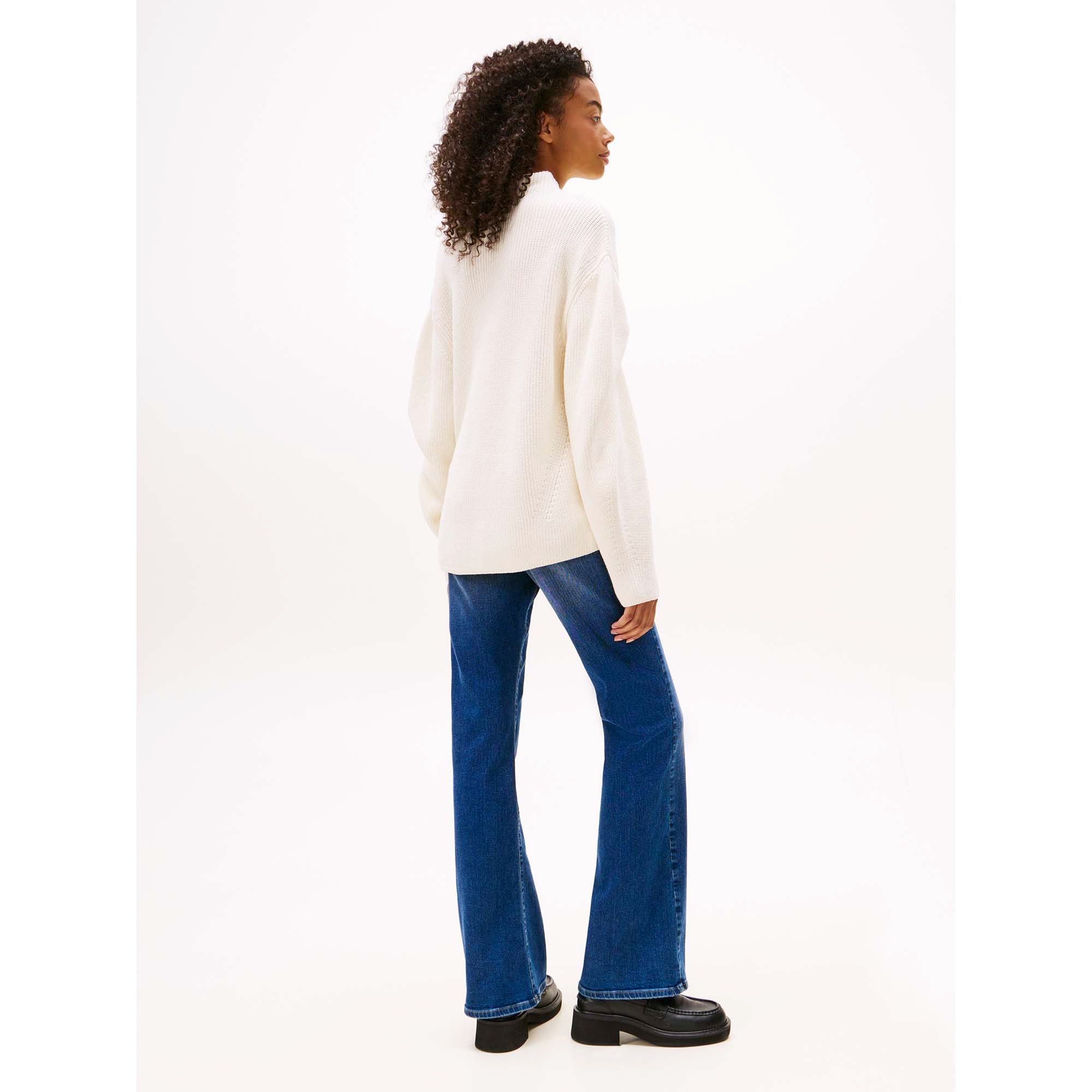 TJW_MOCKNECK_BADGE_S_DW0DW21676_YBH_Image_3