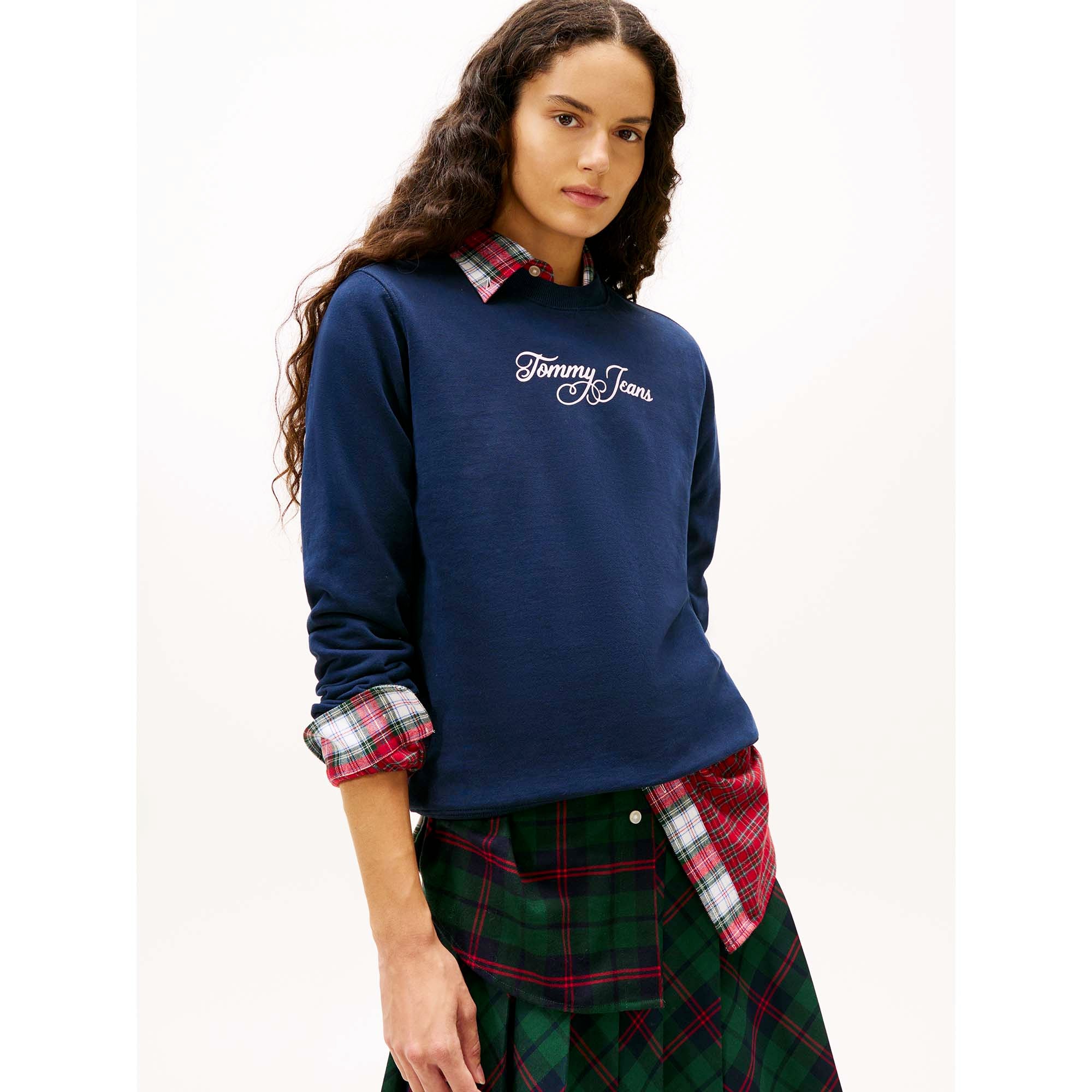 TJW_REG_ESS_LOGO_1_C_DW0DW21922_C1G_Image_2