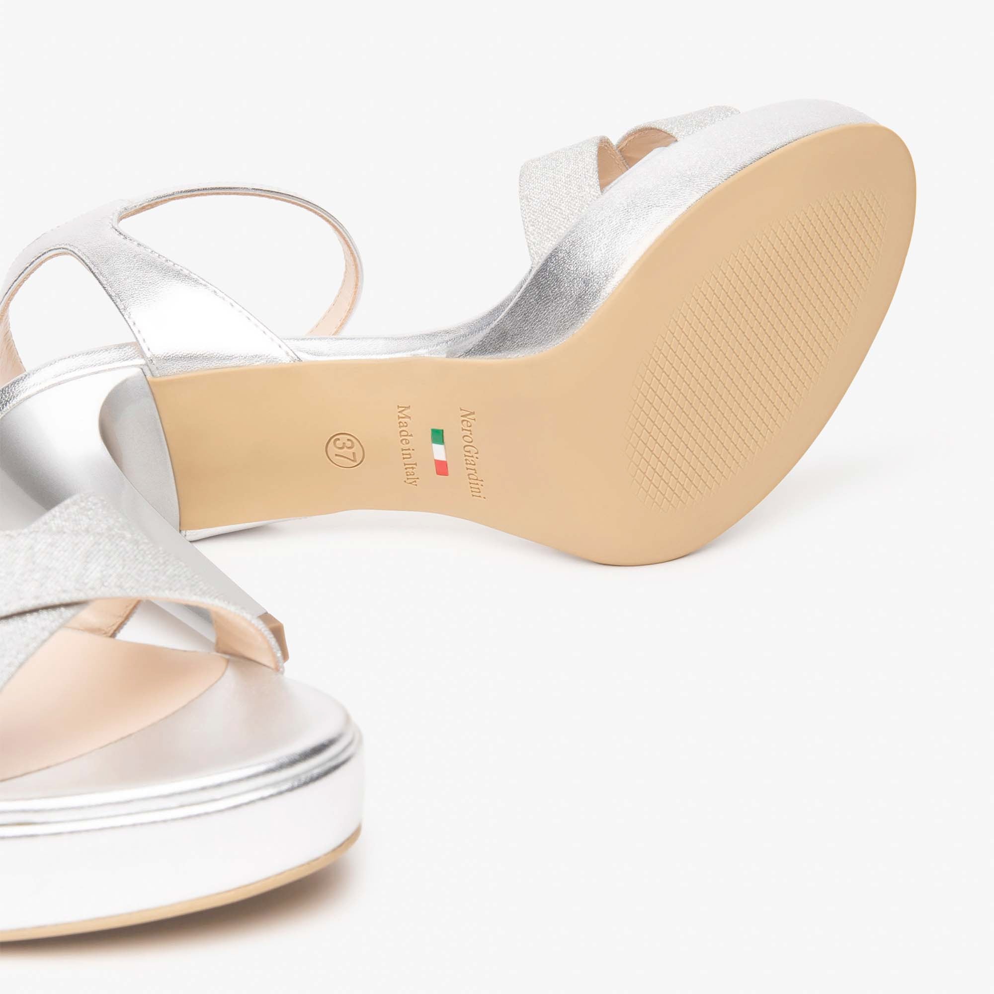 TMICROGLITTER_ARGEN_NETTUNO_BATTISTPU_LAURIA_82_E410102DE_700_Image_5