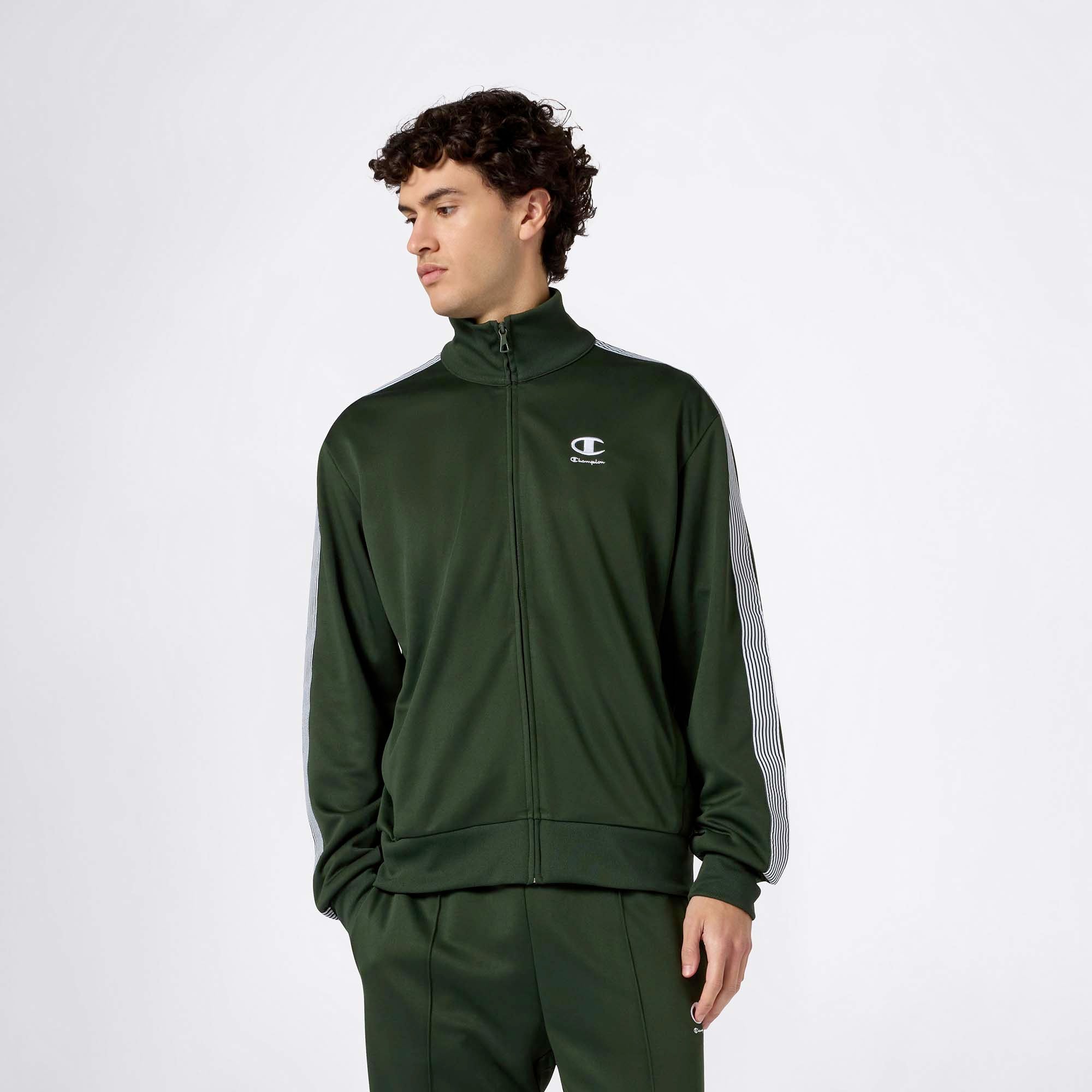 TRACKSUIT_221747_GS586_Image_2