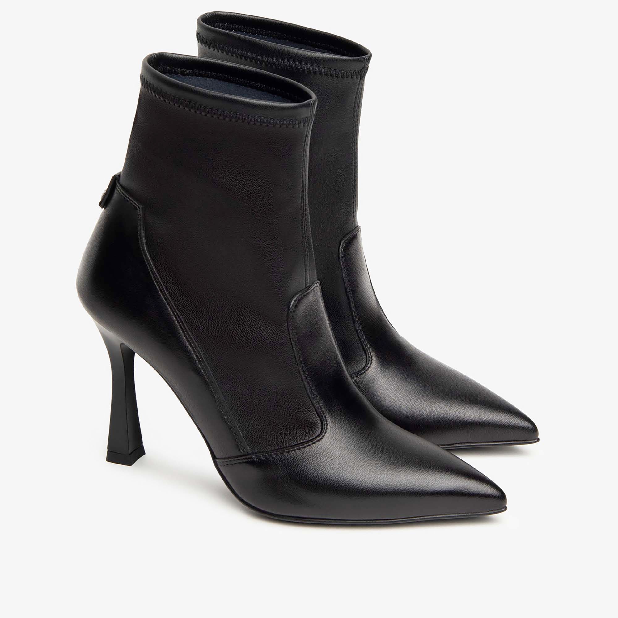 TRONCHETTO_NAPPA_PANDORA_GIO_I410842DE_100_Image_2