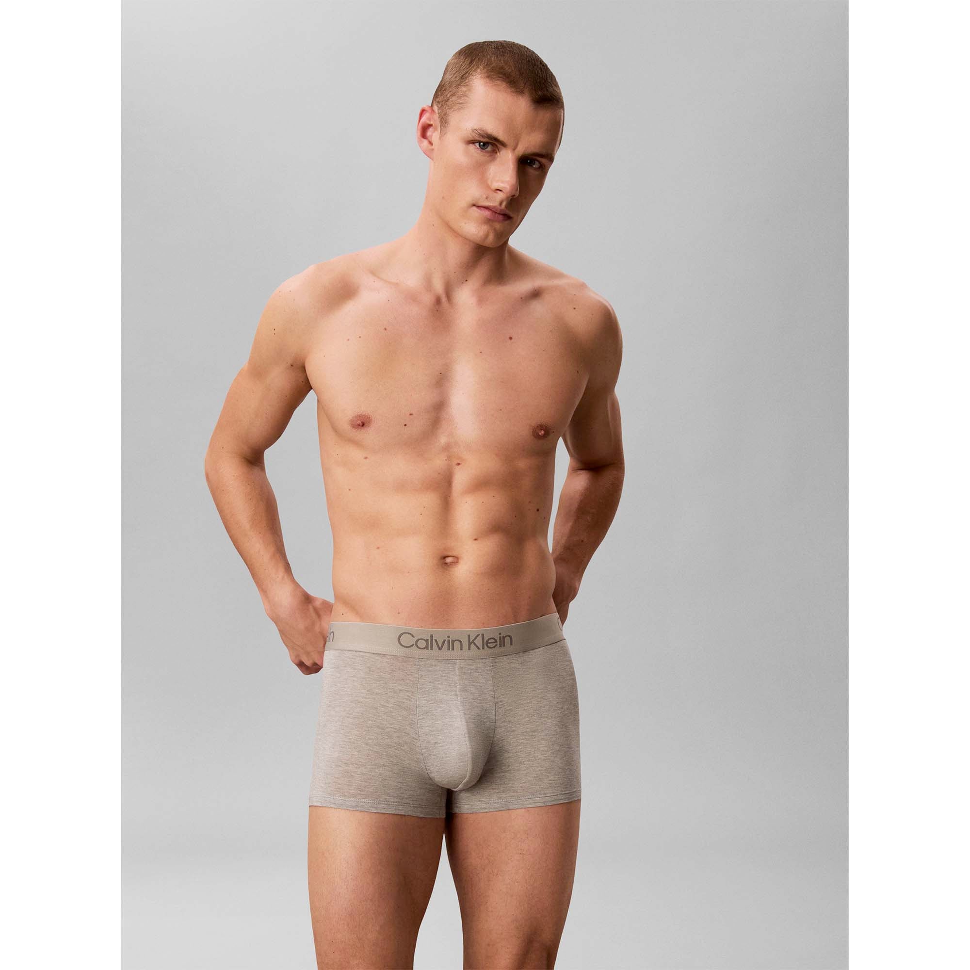 TRUNK_3PK_LV00NB4192_G4V_Image_2