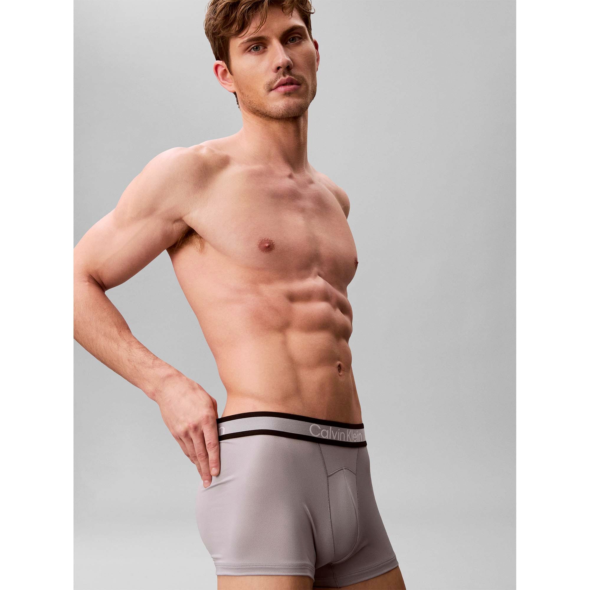 TRUNK_LV00NB4532_VOF_Image_4