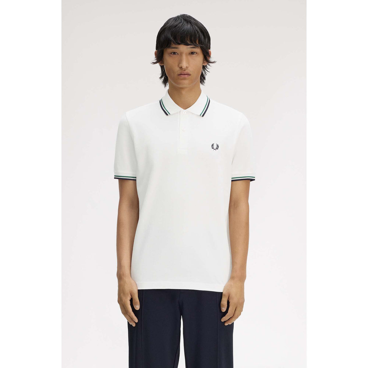 TWIN_TIPPED_FRED_PERRY_SHIRT_M3600_02C_Image_2