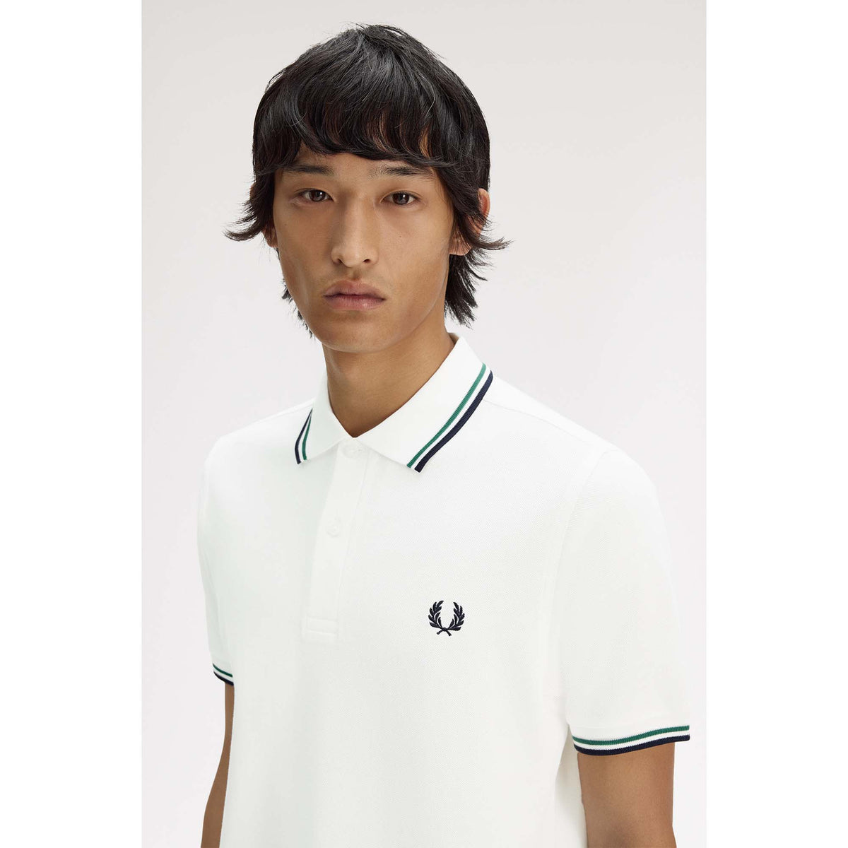 TWIN_TIPPED_FRED_PERRY_SHIRT_M3600_02C_Image_4