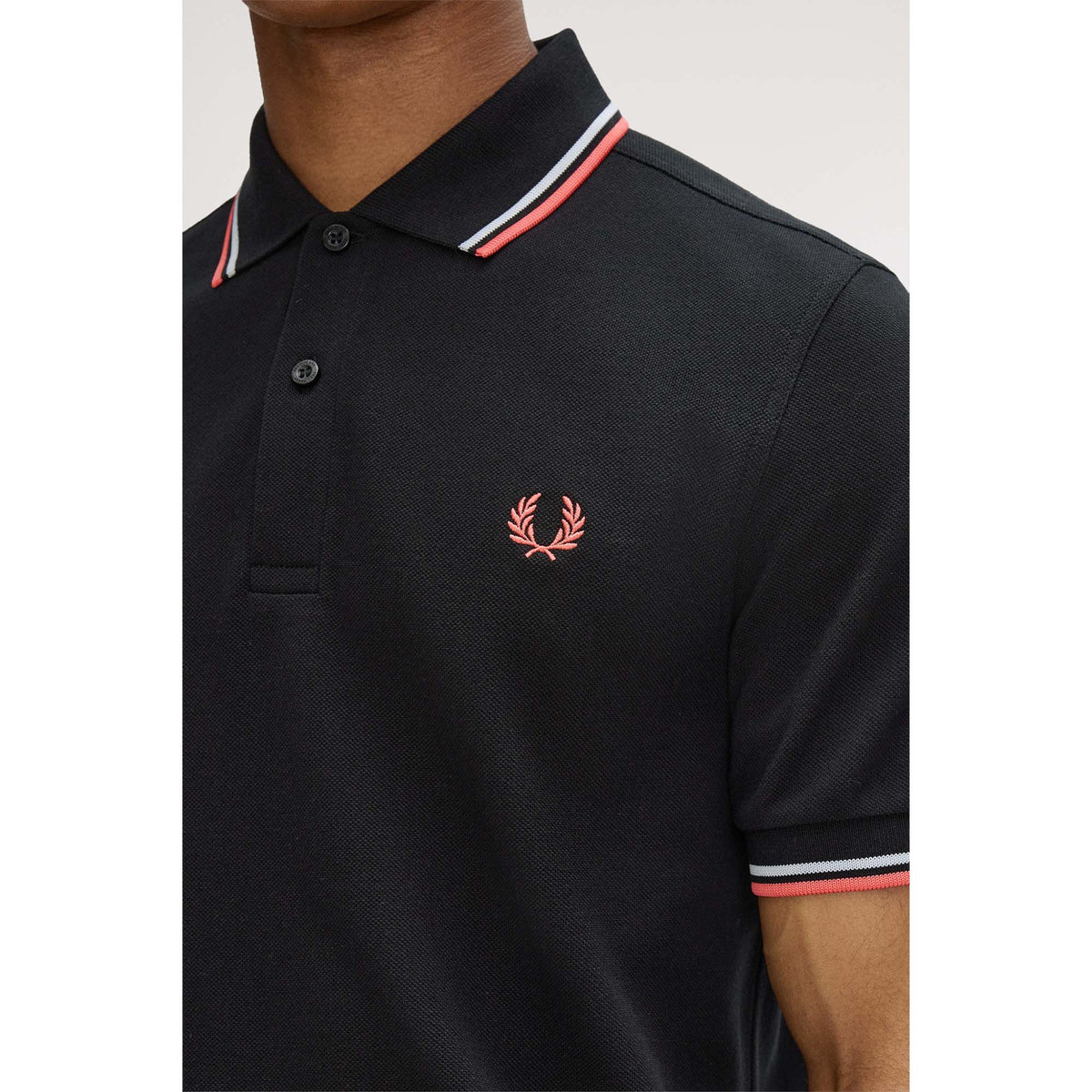 TWIN_TIPPED_FRED_PERRY_SHIRT_M3600_05C_Image_7