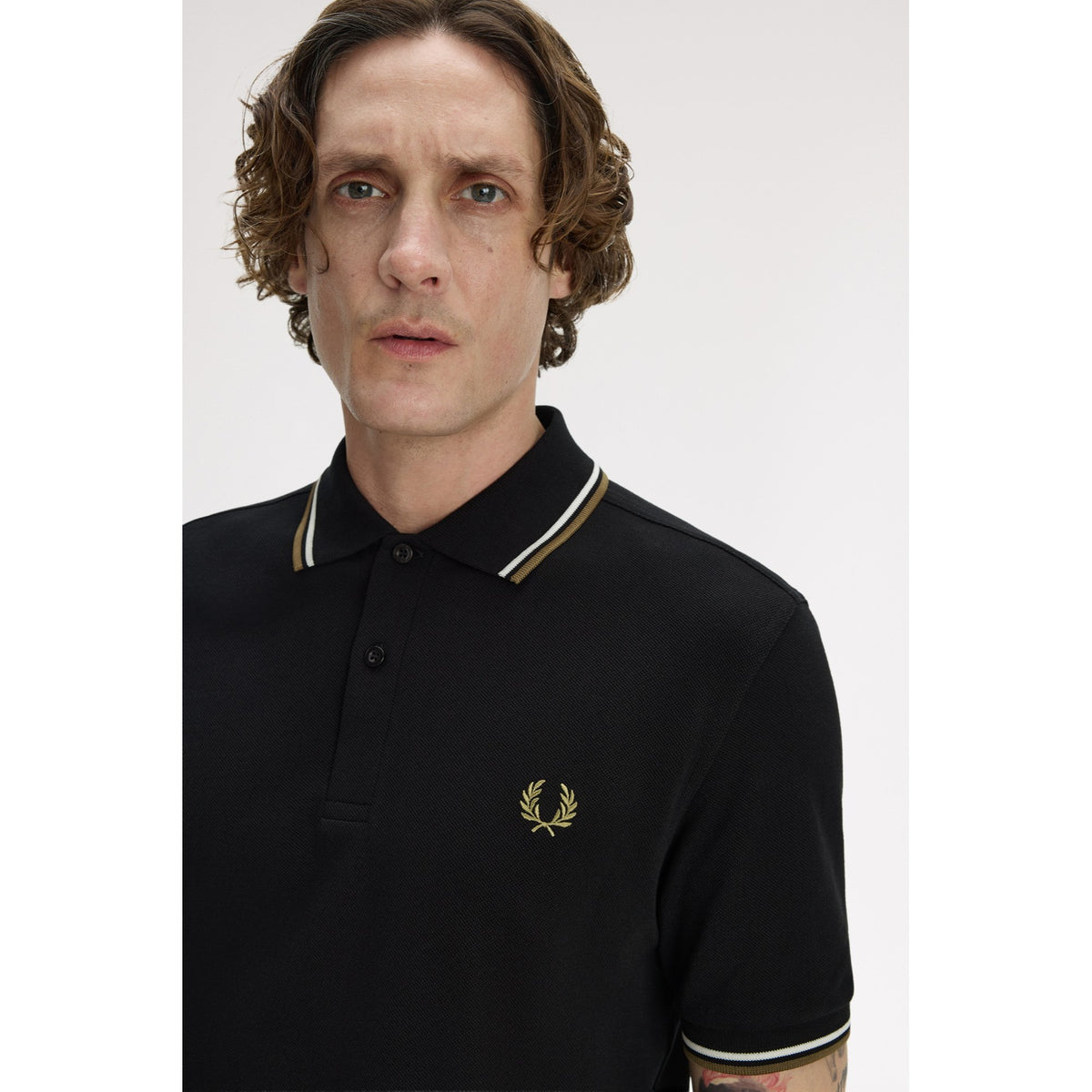 TWIN_TIPPED_FRED_PERRY_SHIRT_M3600_59D_Image_4
