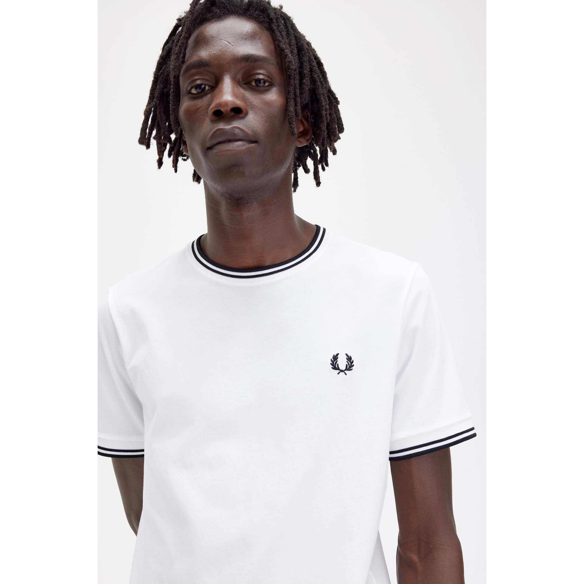 TWIN_TIPPED_T-SHIRT_M1588_100_Image_4