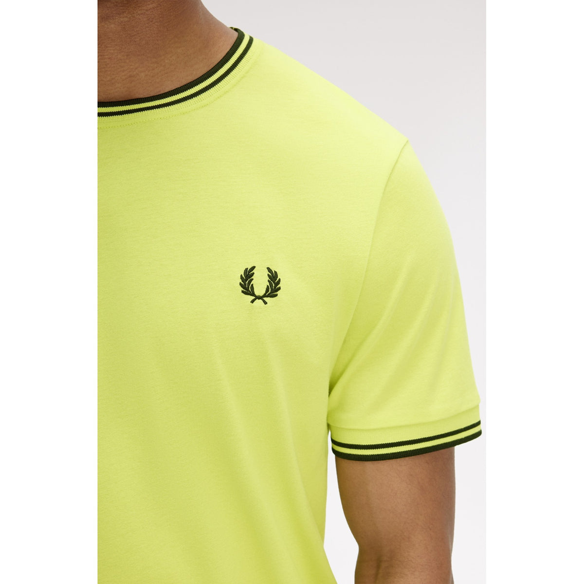 TWIN_TIPPED_T-SHIRT_M1588_84B_Image_5