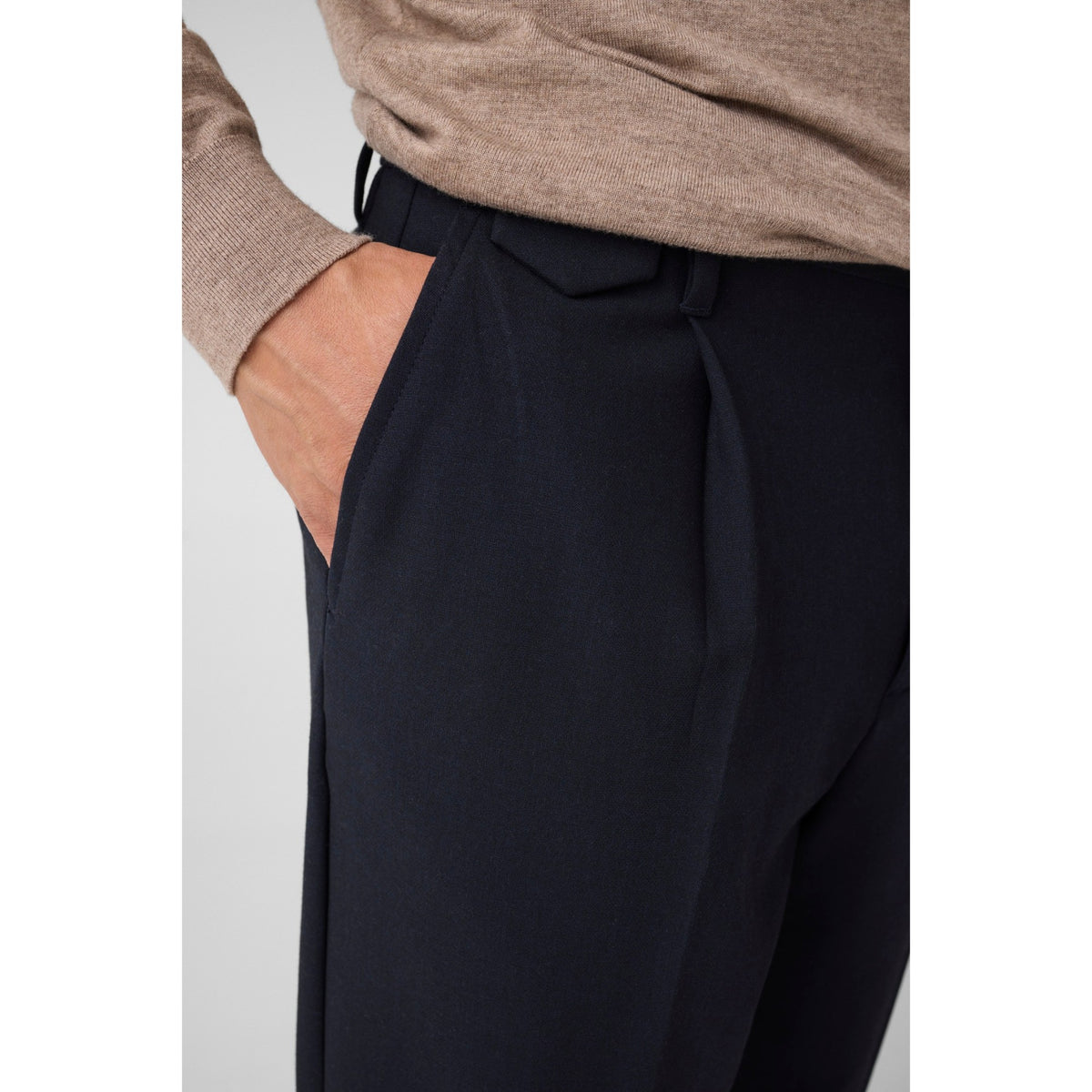 TYLER_PANTS_M6BB75W4213_G7DC_Image_6