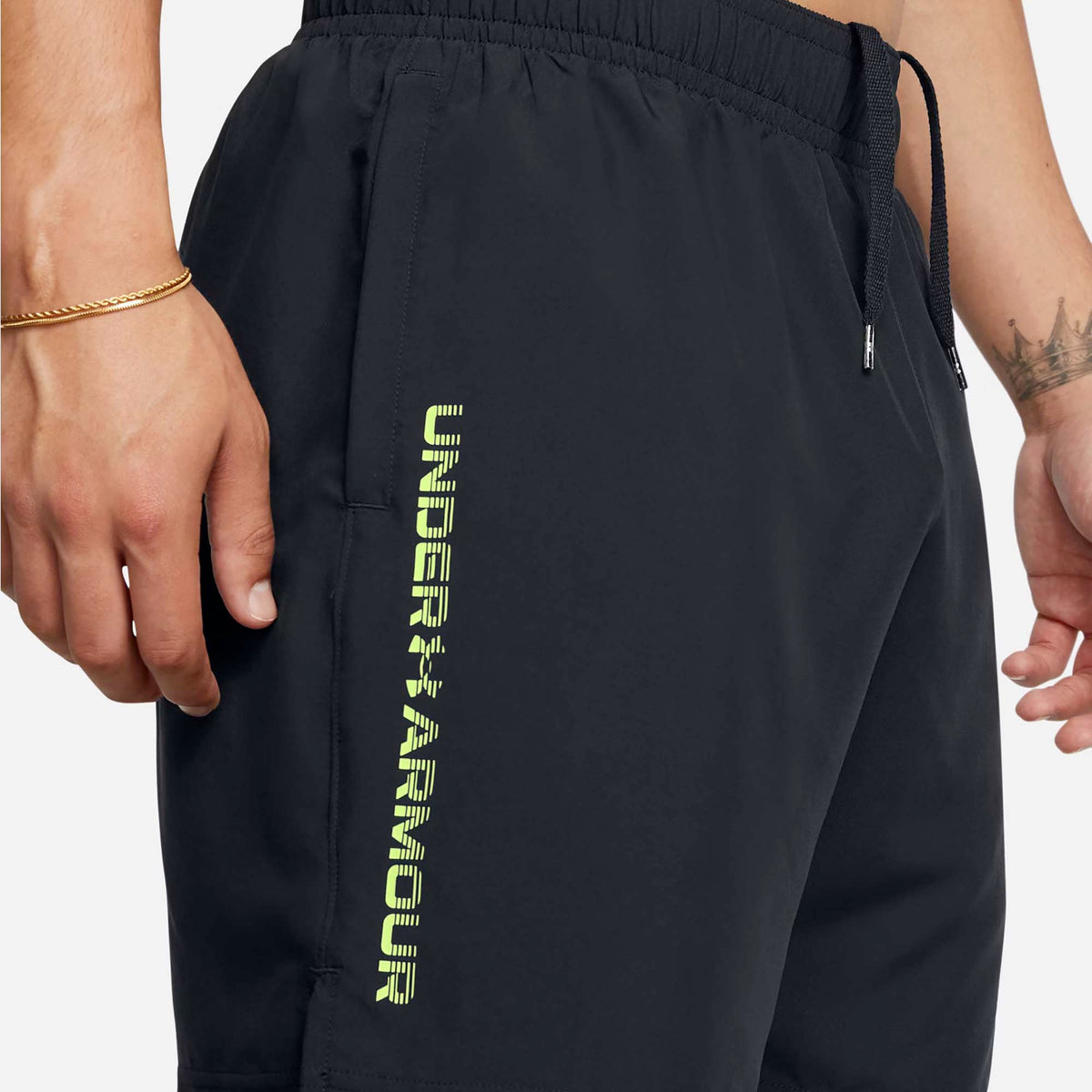UA_TECH_WOVEN_WORDMARK_SHORT_771383356_004_Image_5
