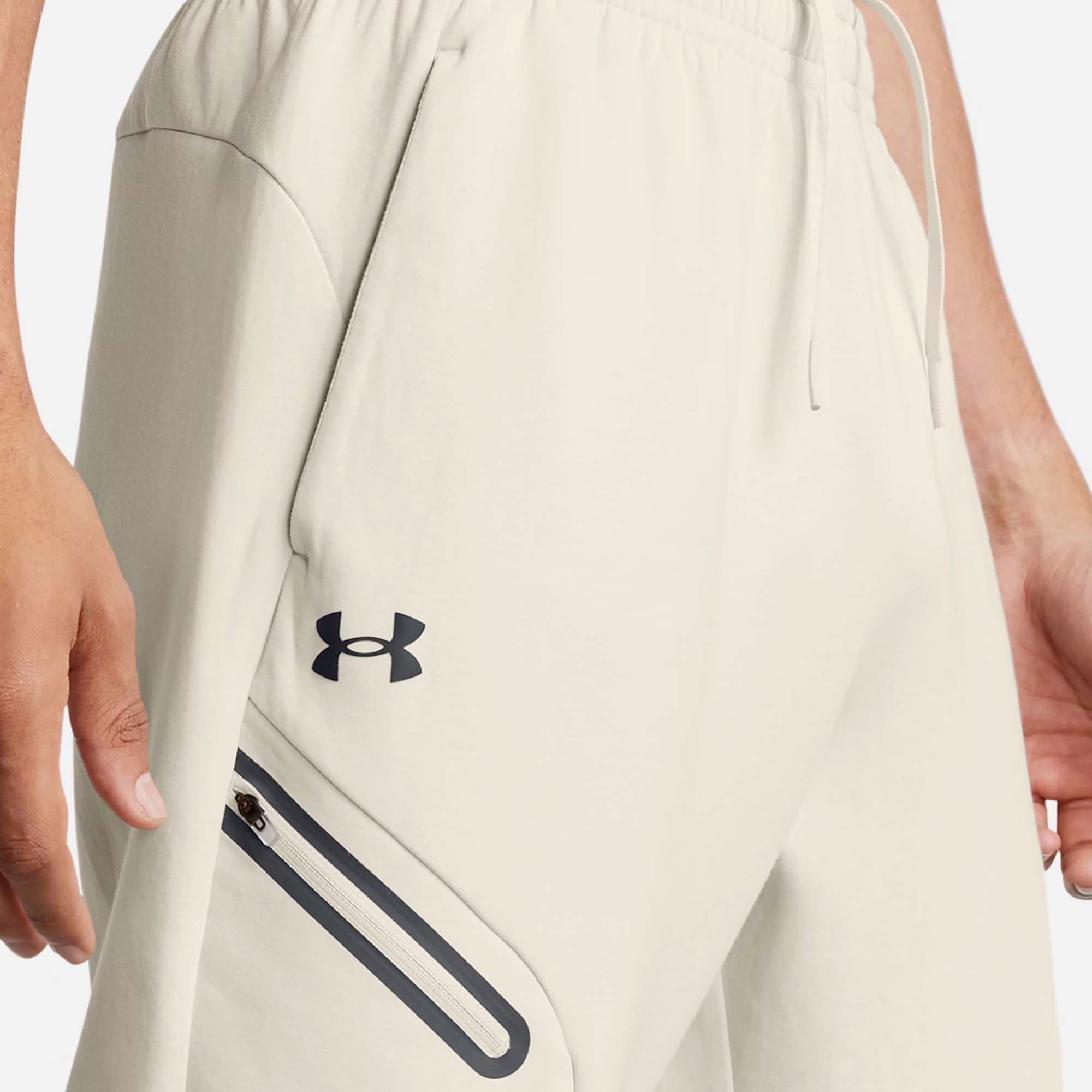 UA_UNSTOPPABLE_FLC_JGR_EU_771389353_110_Image_4