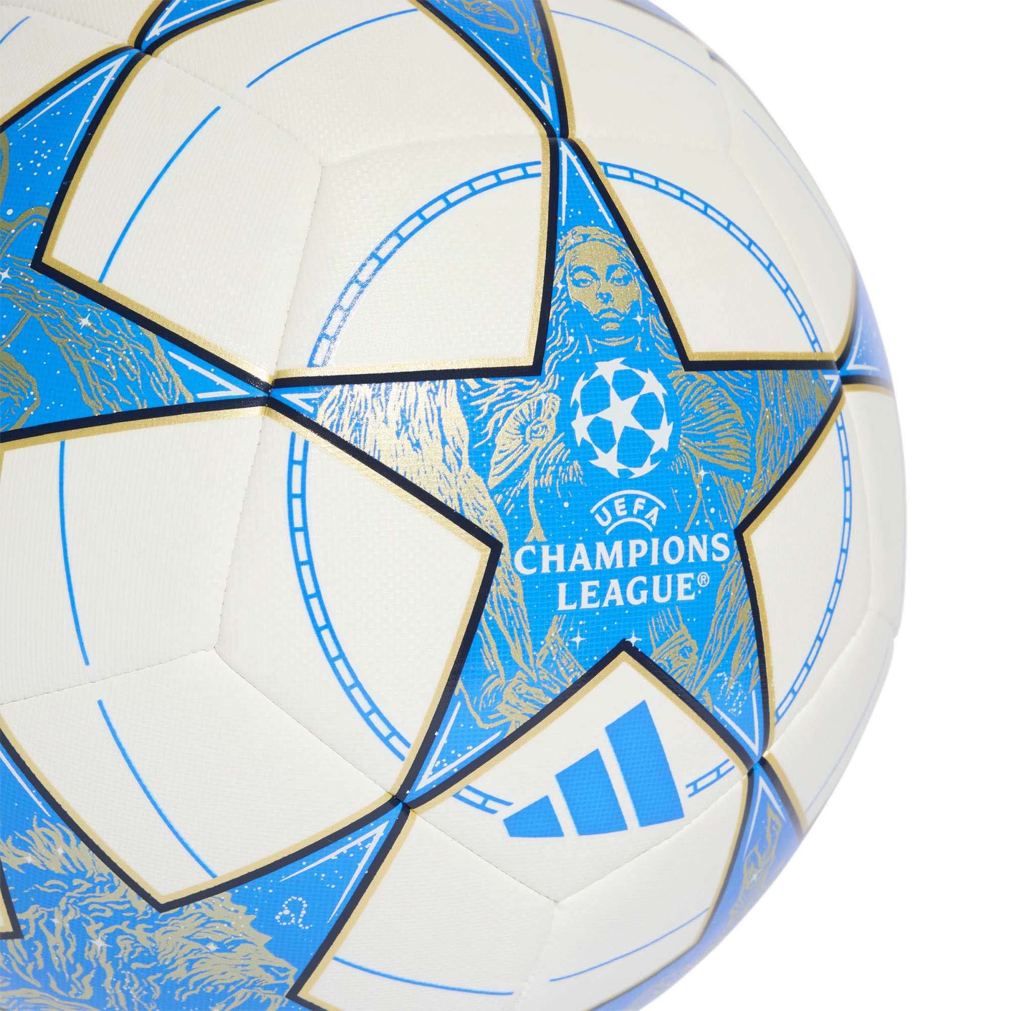 UCL_TRN_JP1534_WHITEDK_Image_4