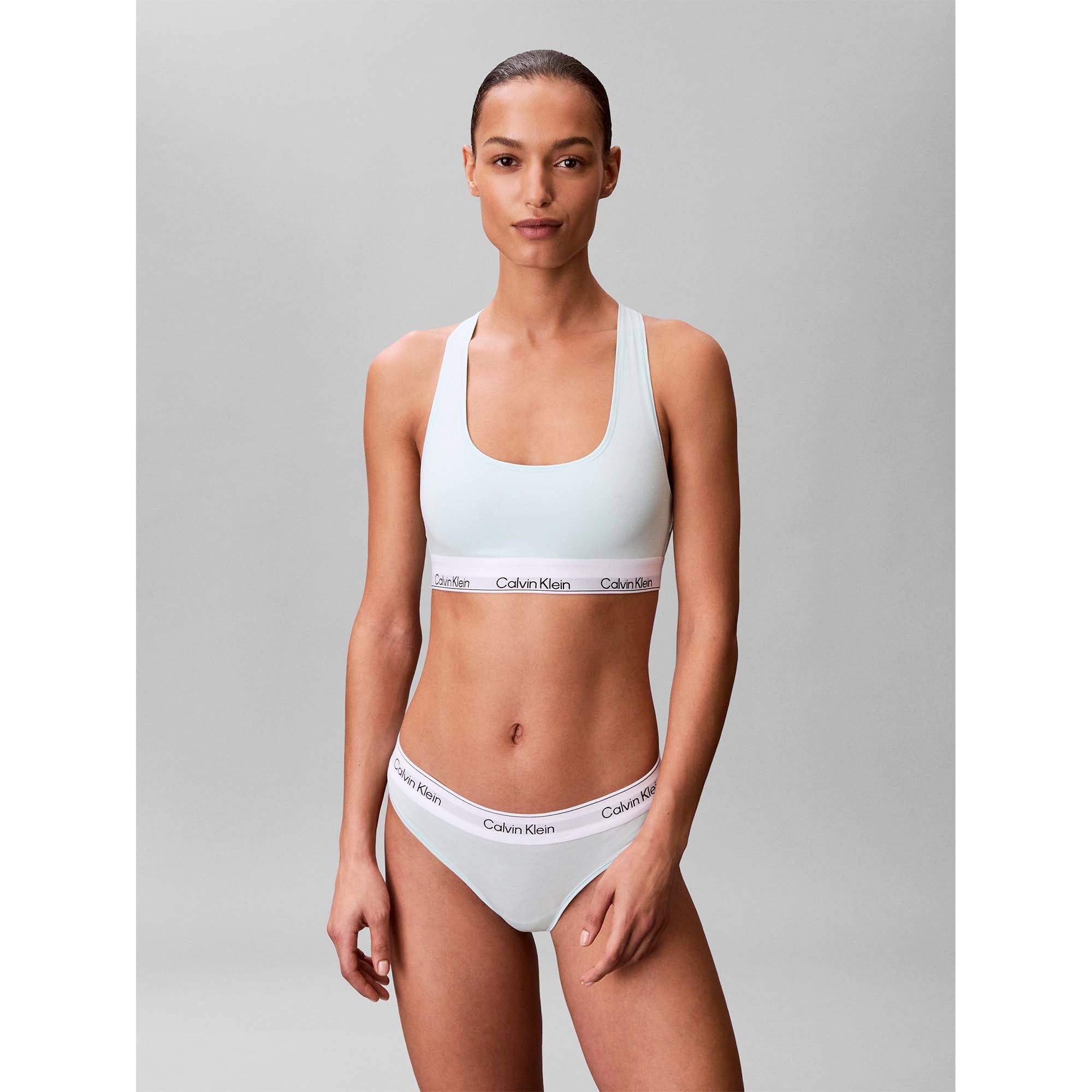UNLINED_BRALETTE_LV00QF8493_3Q5_Image_2