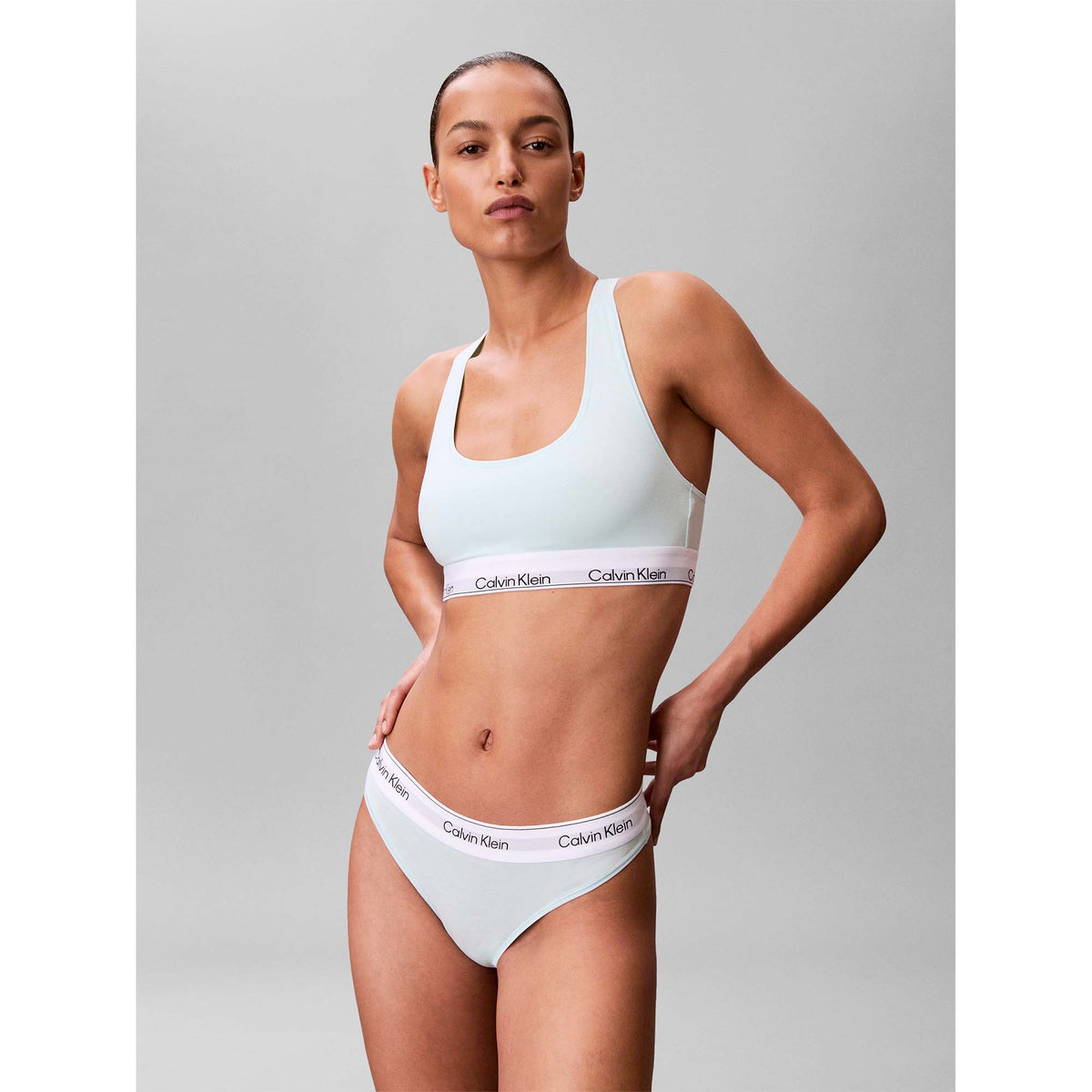 UNLINED_BRALETTE_LV00QF8493_3Q5_Image_5