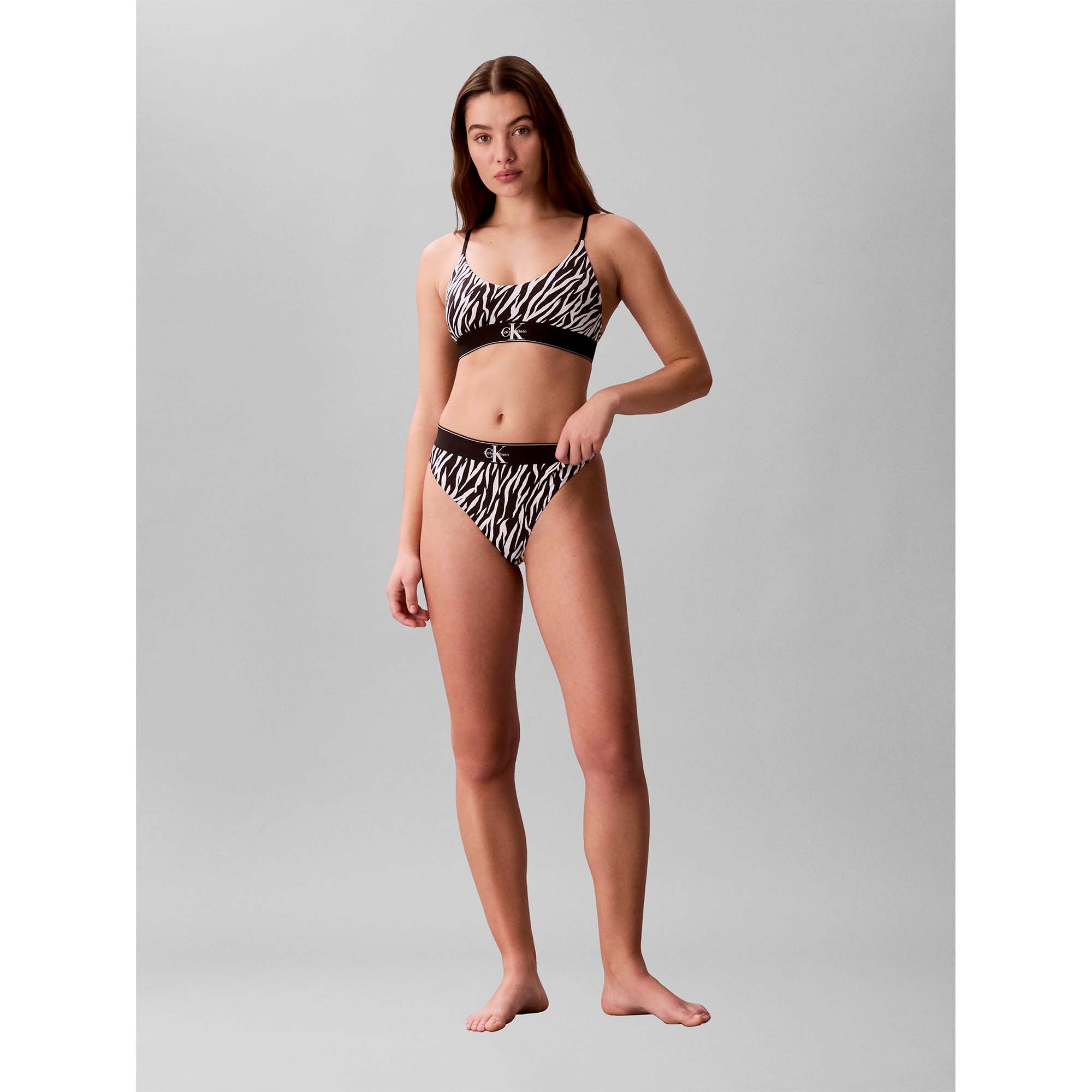 UNLINED_BRALETTE_LV00QF8814_Y3D_Image_5