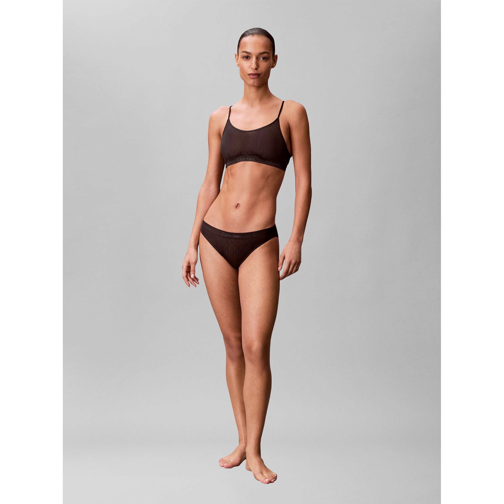 UNLINED_BRALETTE_LV00QF8871_UB1_Image_6