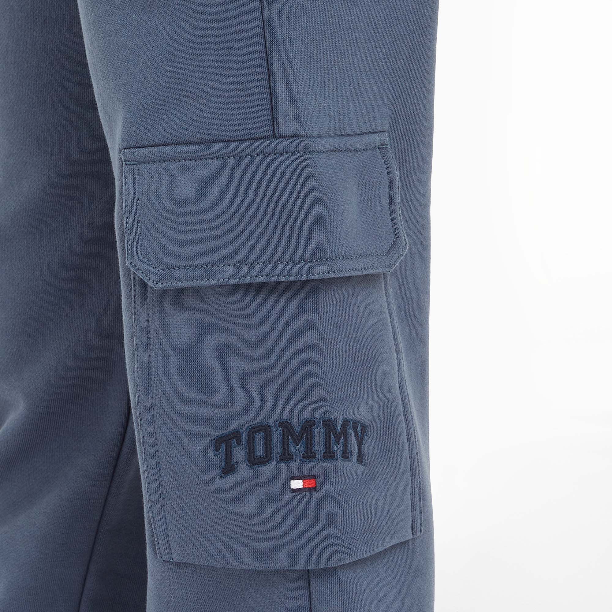 VARSITY_EMBR_CARGO_SWEATPANTS_THKB0KB09120T_DBZ_Image_5