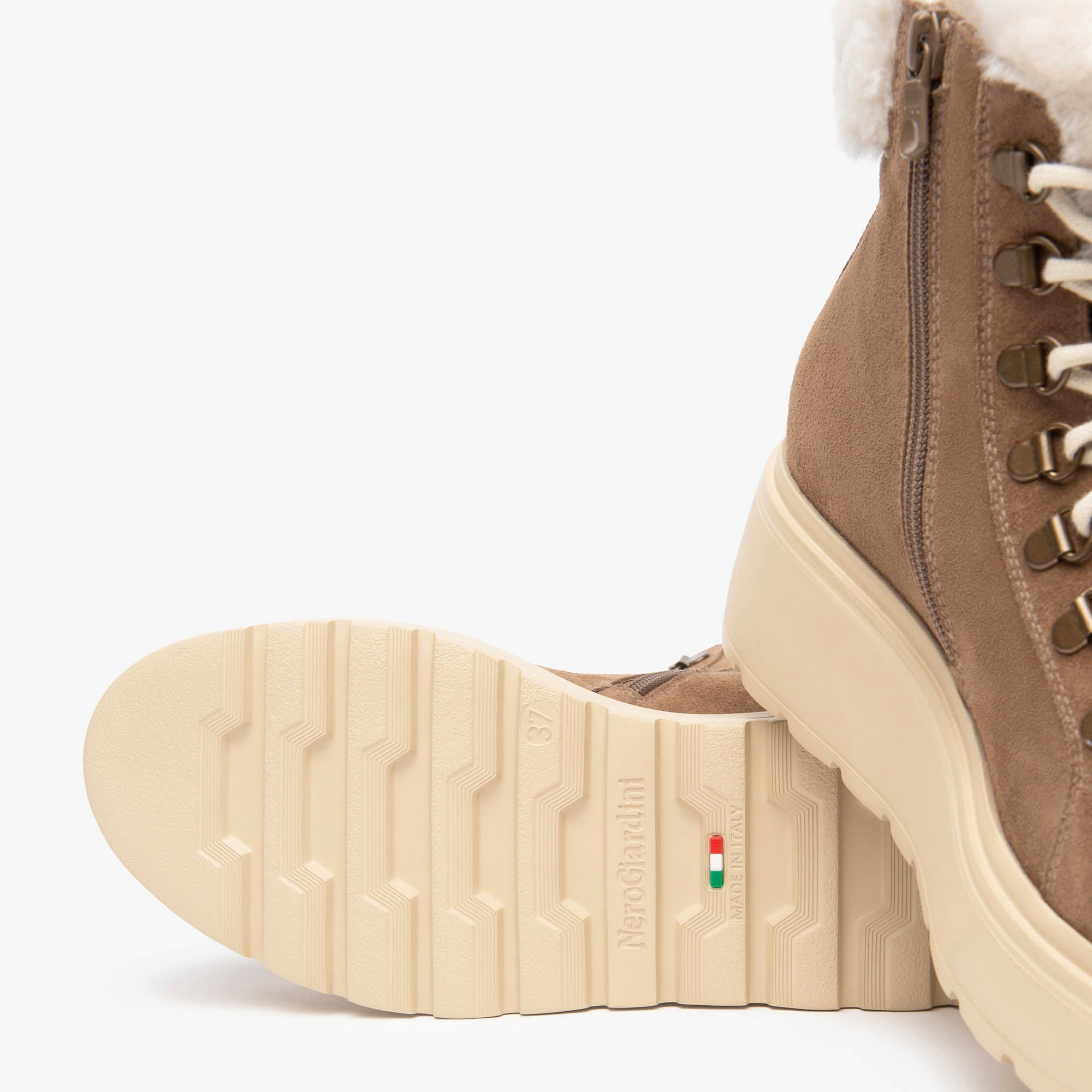 VELOUR_MONTONE_CAPPUCCINO_EVA_GORGA_PANNA_BA_I514906D_442_Image_4