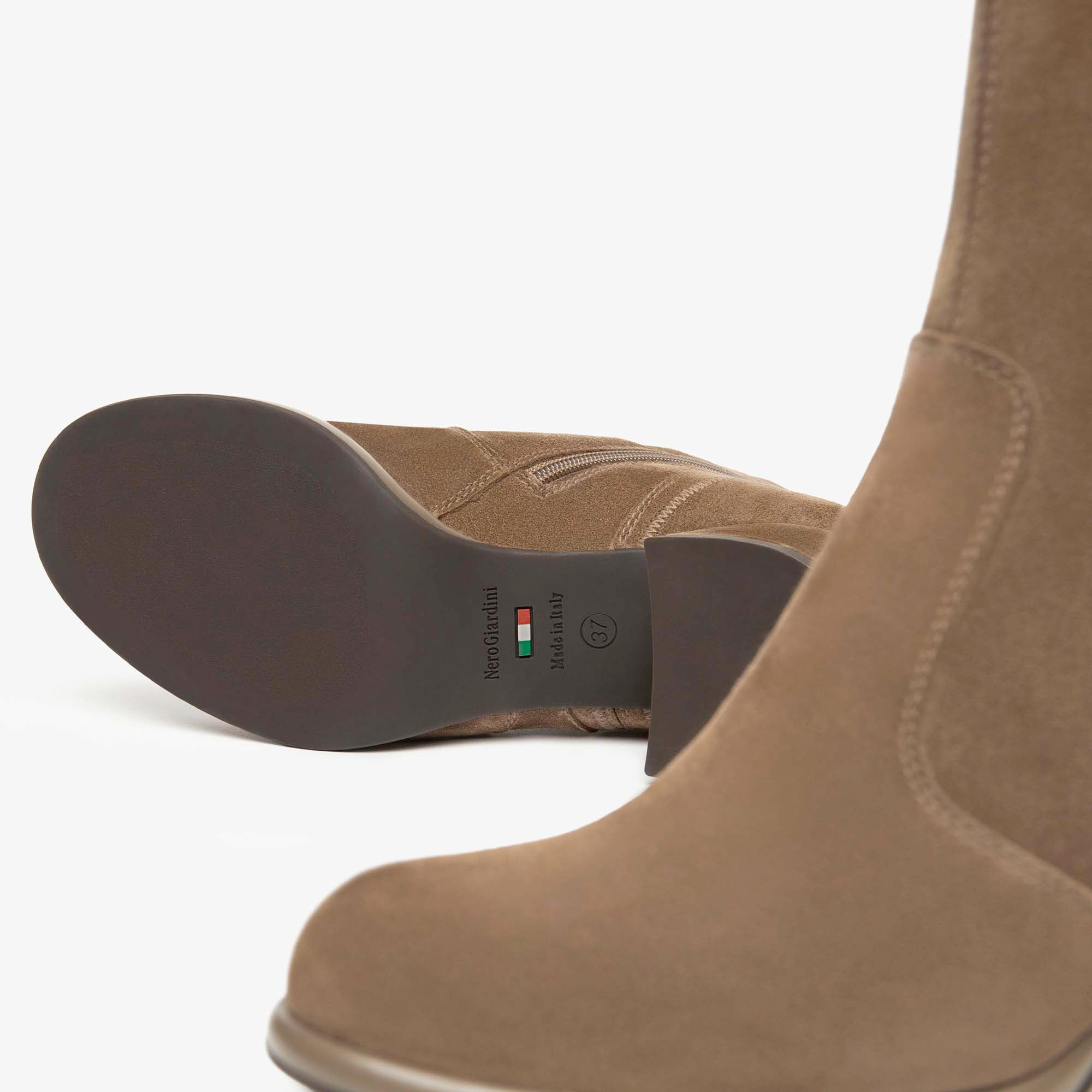 VELOUR_SPAGO_TALCANTARA_SPAGO_7_TPU_ROMANA_PLATO_I514311D_427_Image_4