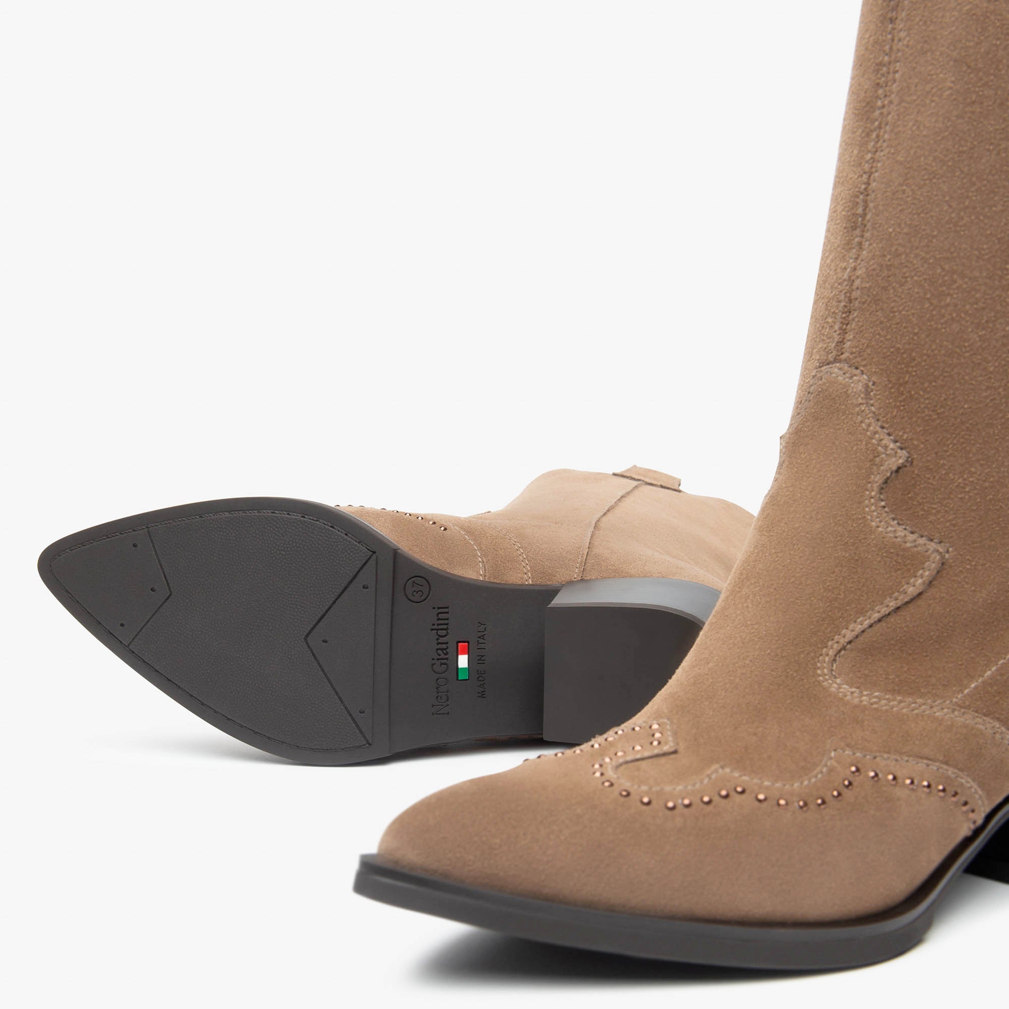 VELOUR_TPU_BADIA_I513914D_442_Image_4