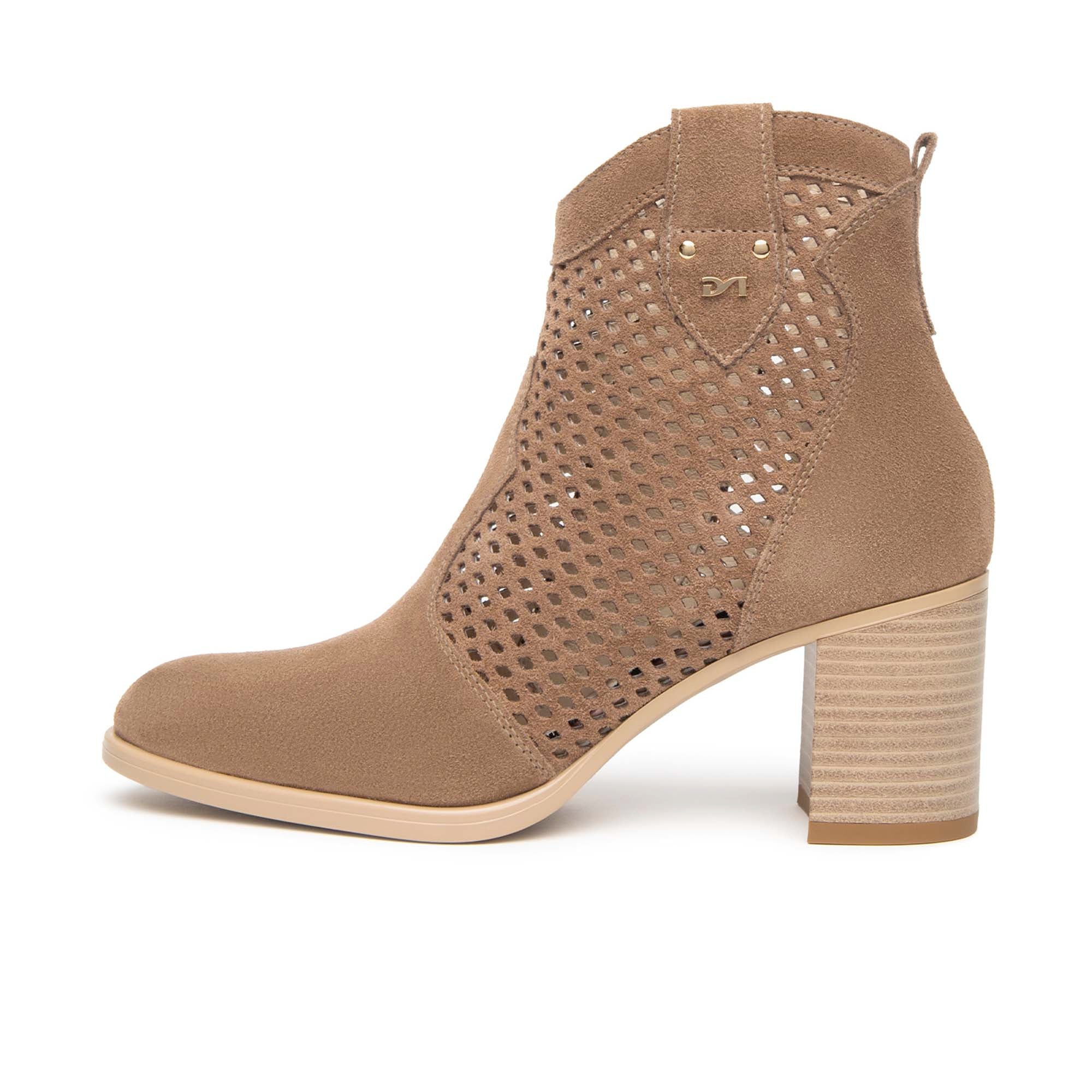 VELOUR_VELOUR_TR_CAPUA_BEIGE_E615110D_442_Image_1