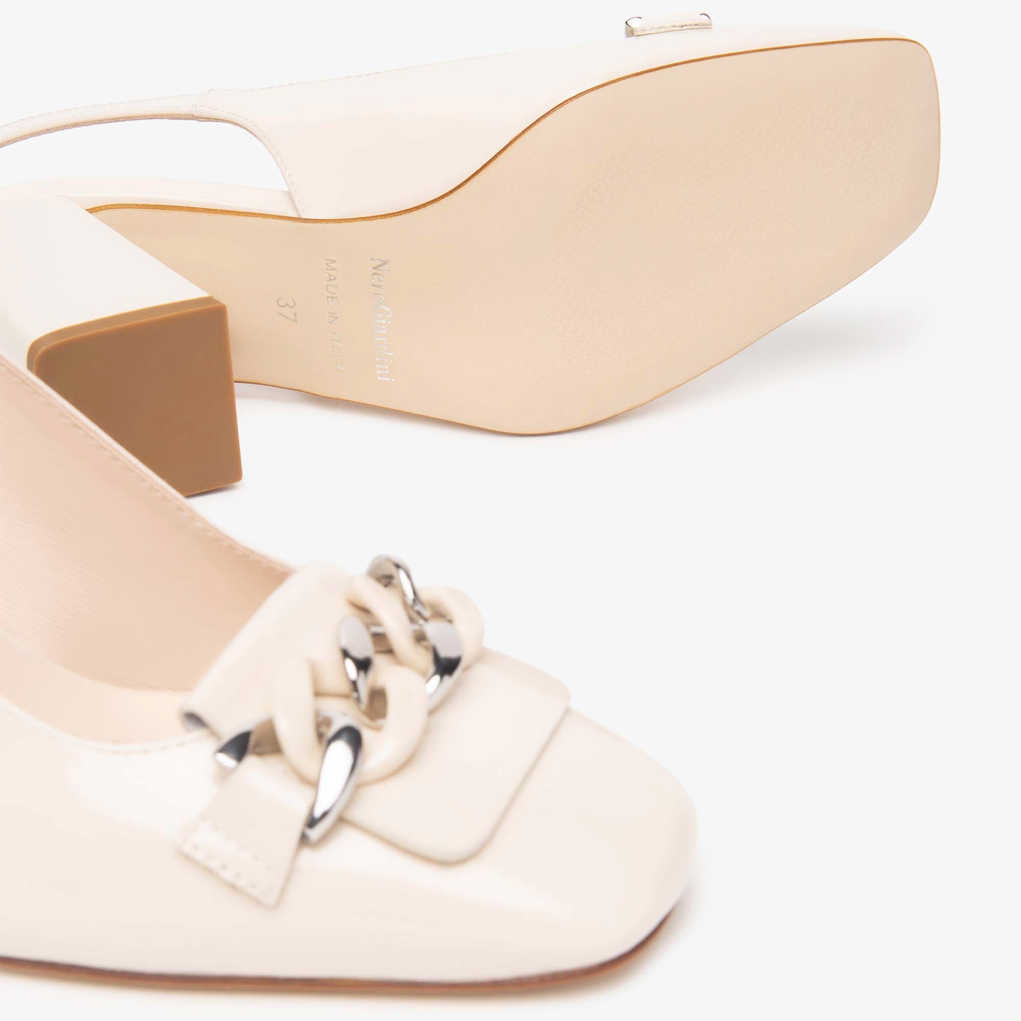 VERNICE_LATTE_1039_TPU_ARIA_OBERA_NATUR_E409490D_711_Image_5