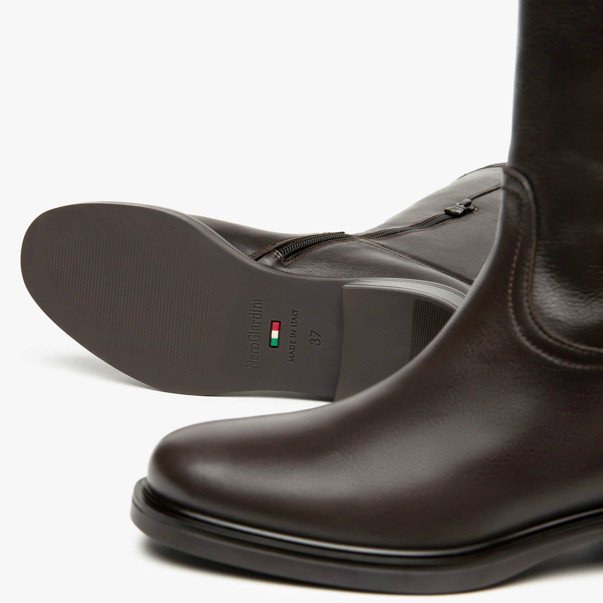 VIENNA_3751_TR_ATESSA_I514704D_300_Image_4