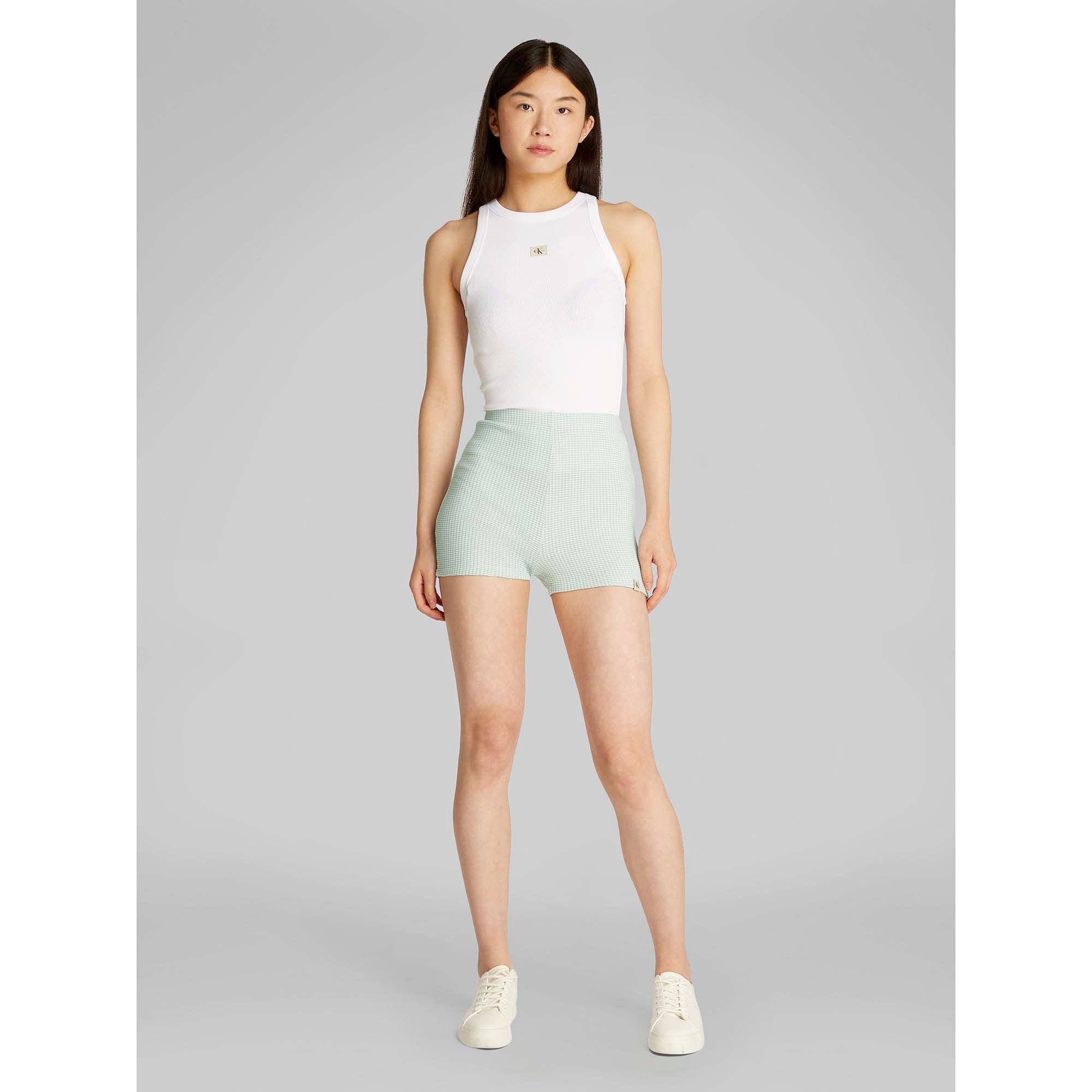 WAFFLE_TEXTURE_SHORT_J20J225409_CDV_Image_3