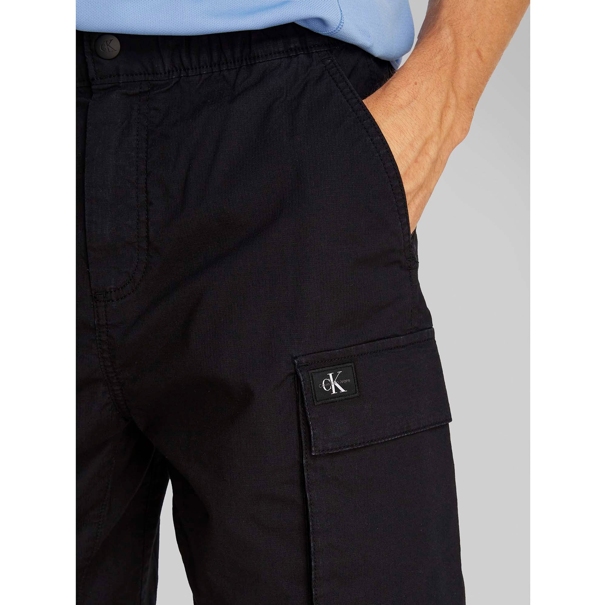 WASHED_CARGO_SHORT_J30J327376_BEH_Image_5