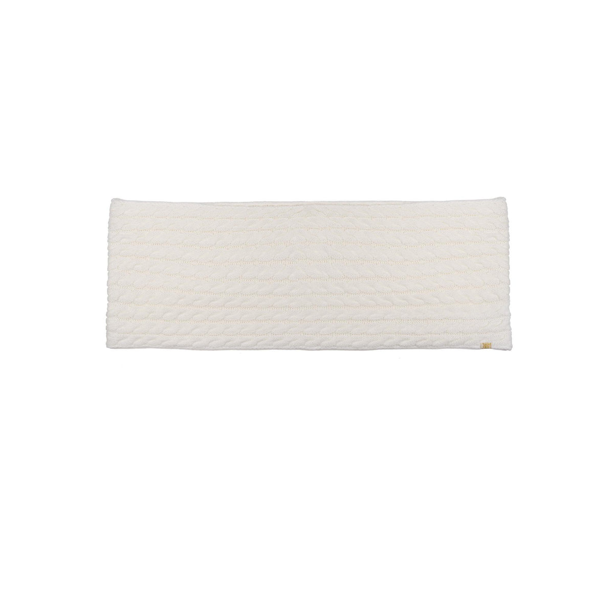 WINTER_KNITTED_SCARF_X6206H9K02_01_Image_2