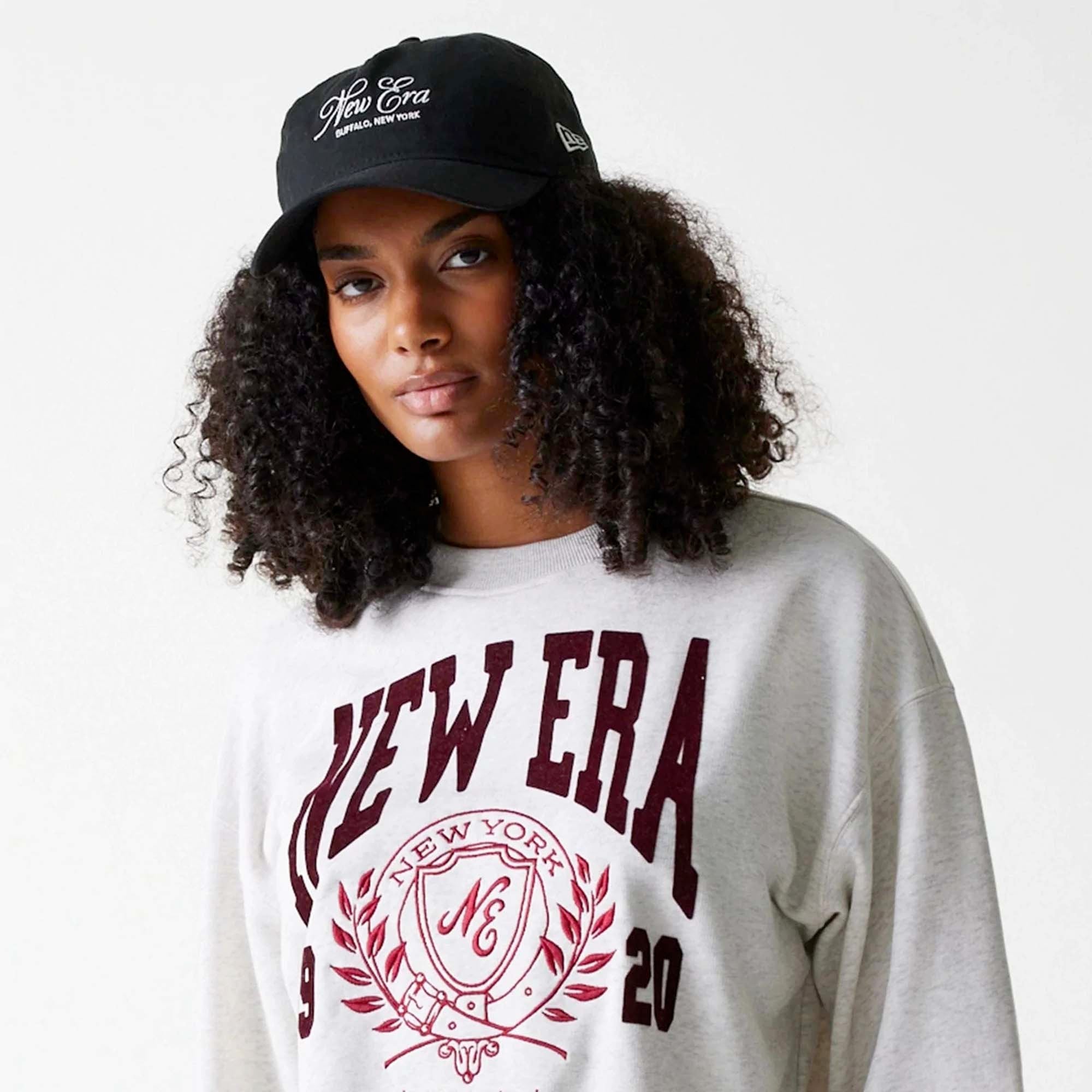 WMNS_NE_CREST_GRPHC_CREW_NEWERA_EGH_60684450_050_Image_3