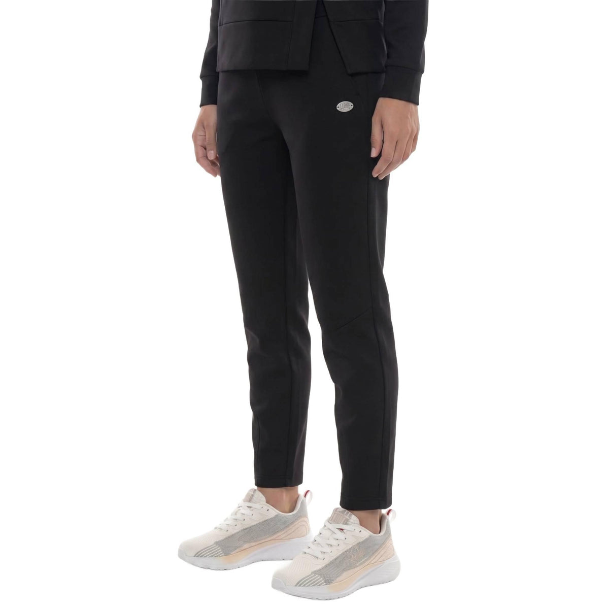 WOMAN_COMFY_W7358P13X01_09_Image_3